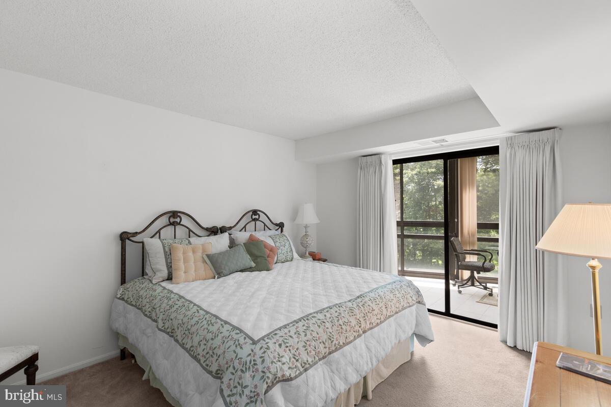 GREENS AT LEISURE WORLD - Residential