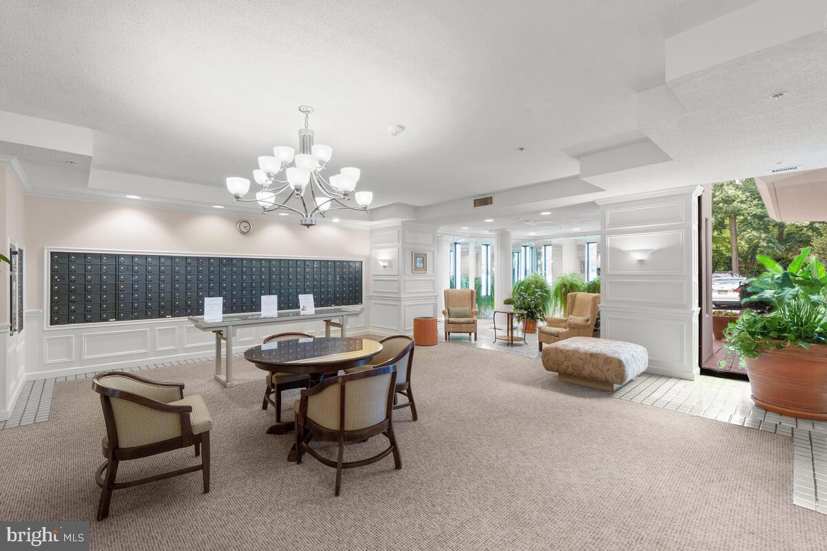 GREENS AT LEISURE WORLD - Residential