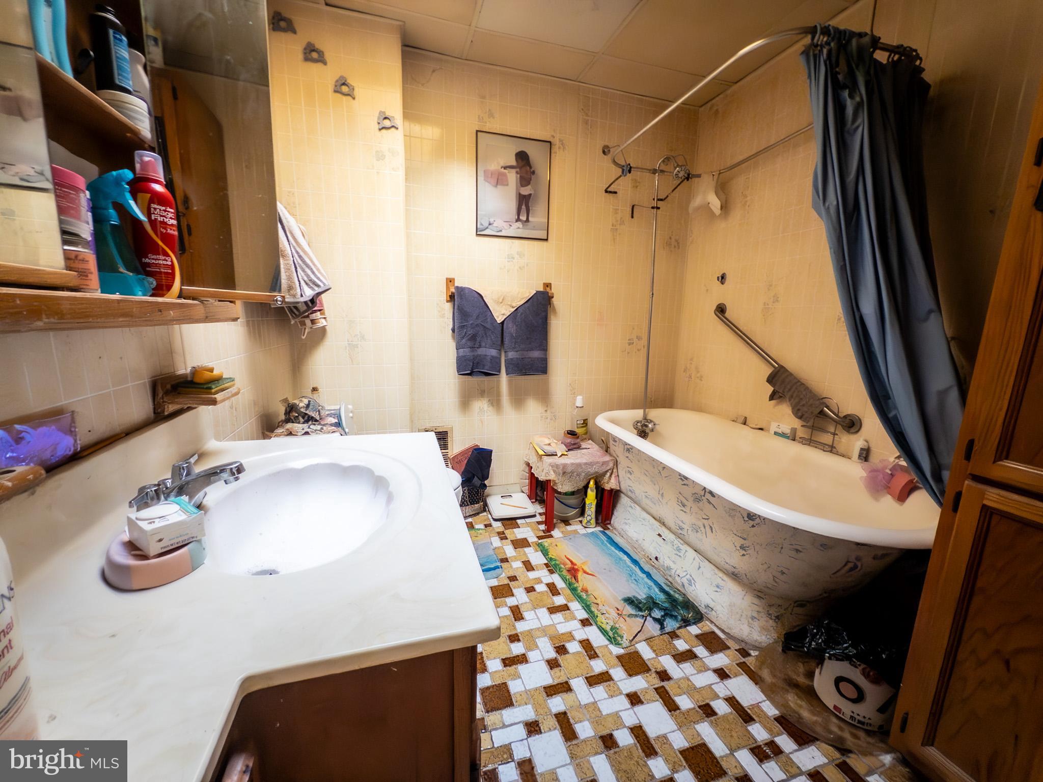 MILTON-MONTFORD - Residential