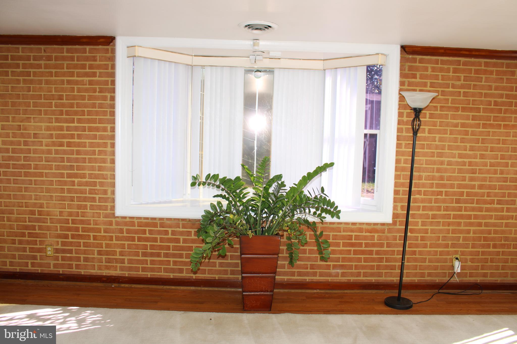 4127 ANACOSTIA AVENUE NE