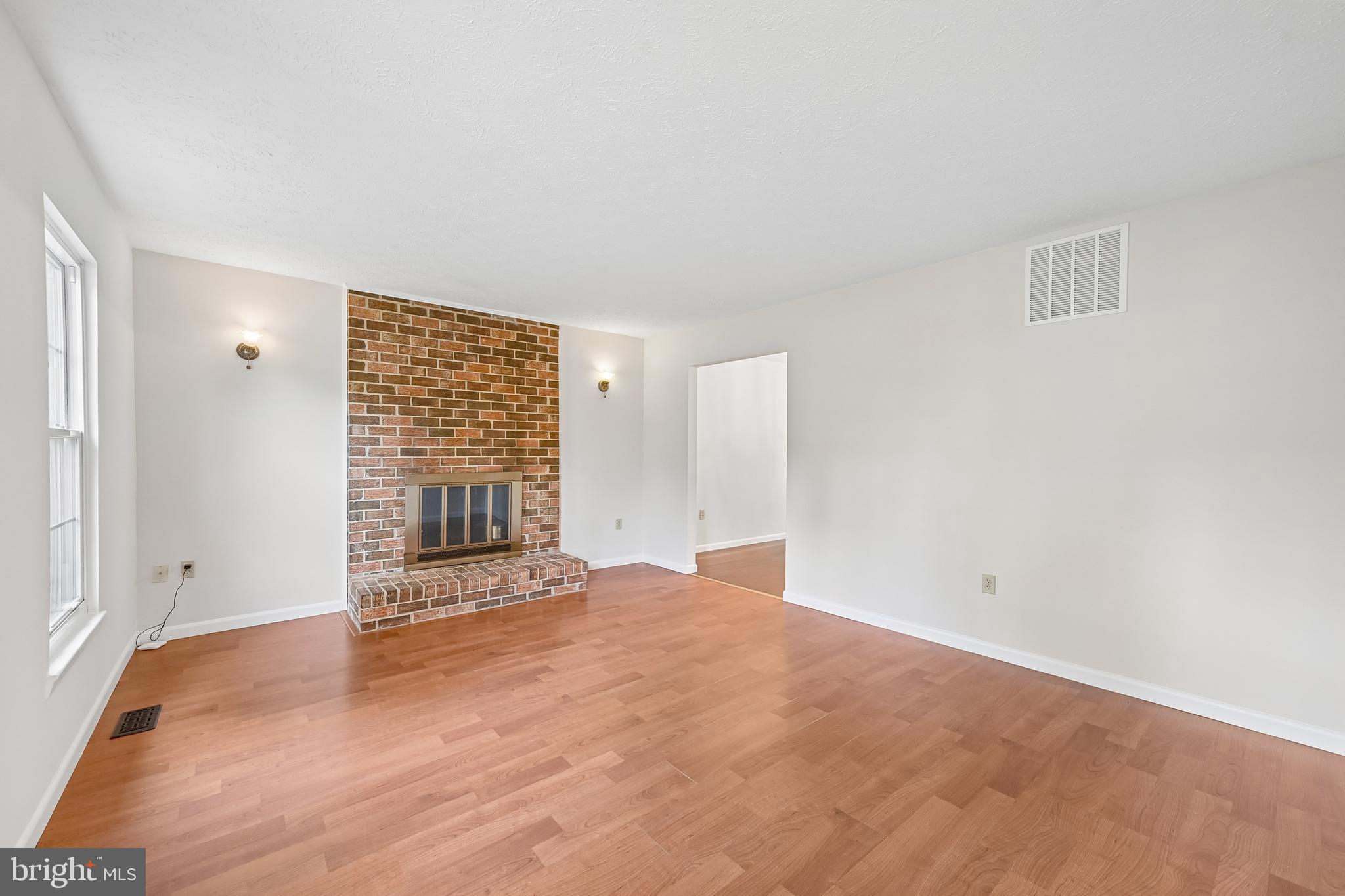 VILLAGE OF KINGS CONTRIVANCE - Residential