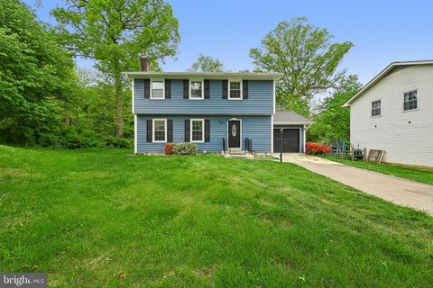 Photo of 10181 Cape Ann Drive, COLUMBIA, MD 21046 (MLS # MDHW2065870)
