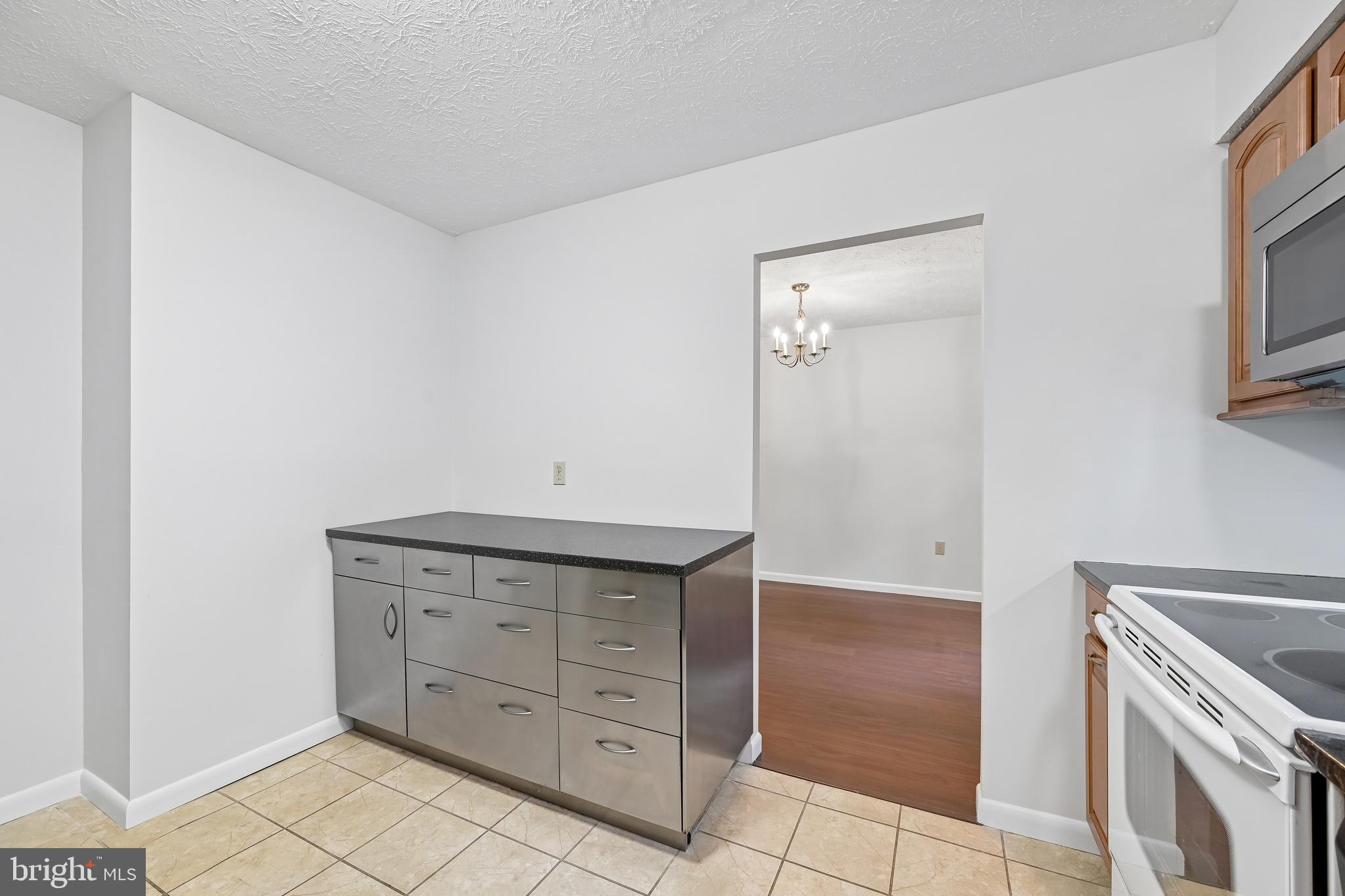 VILLAGE OF KINGS CONTRIVANCE - Residential