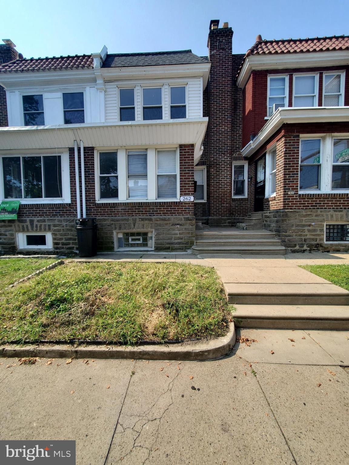 262 W GODFREY AVENUE