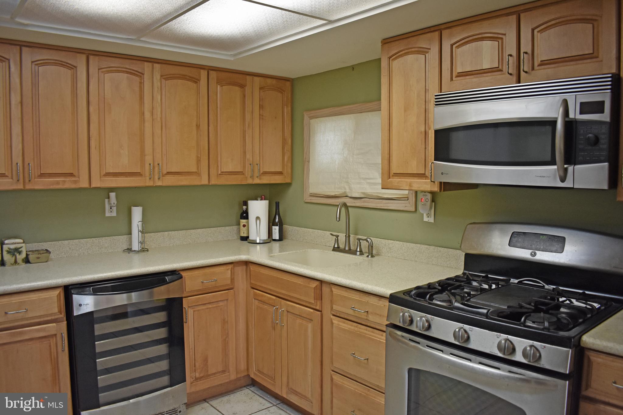 MYSTIC ISLAND - Residential