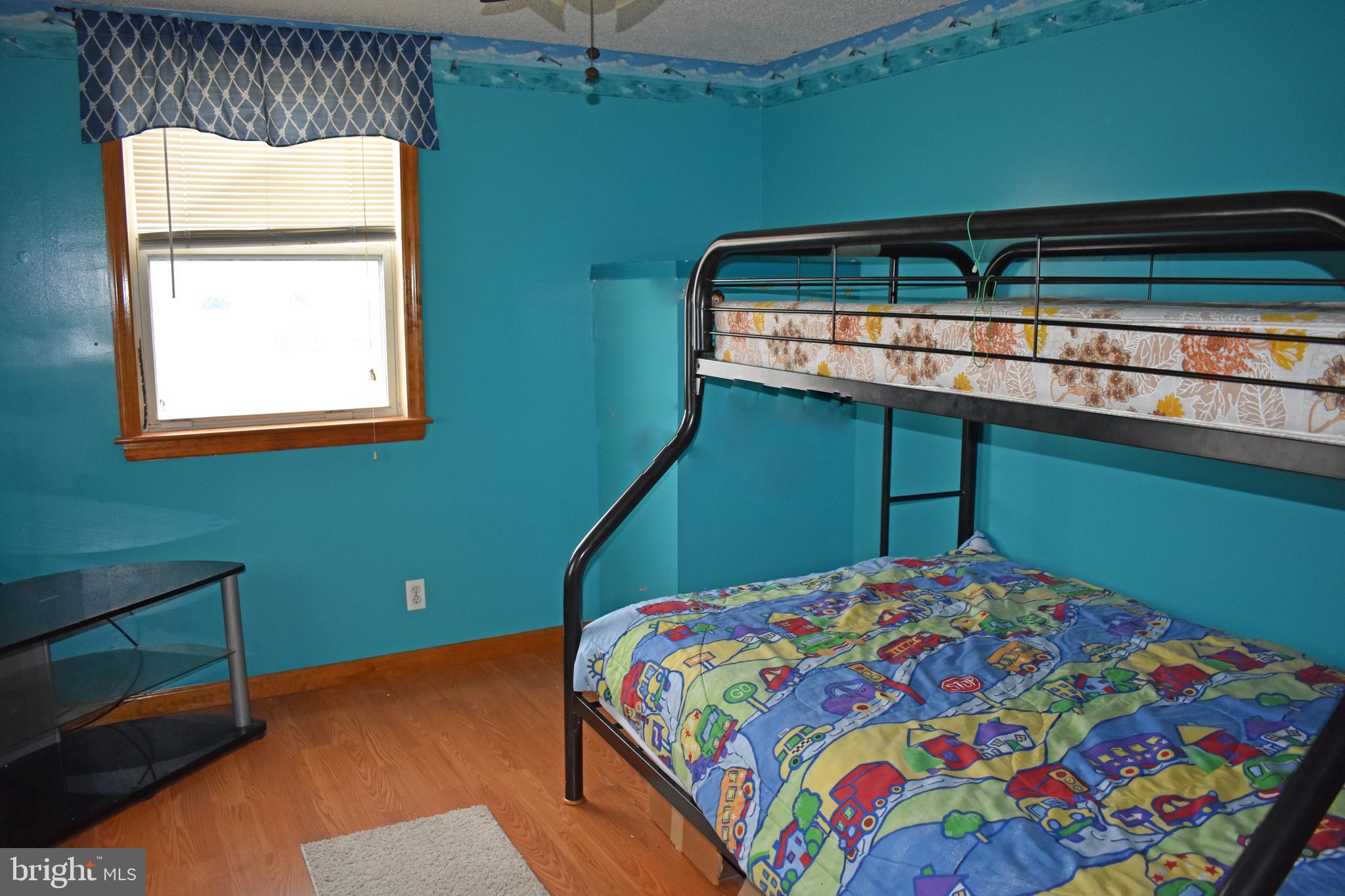 MYSTIC ISLAND - Residential