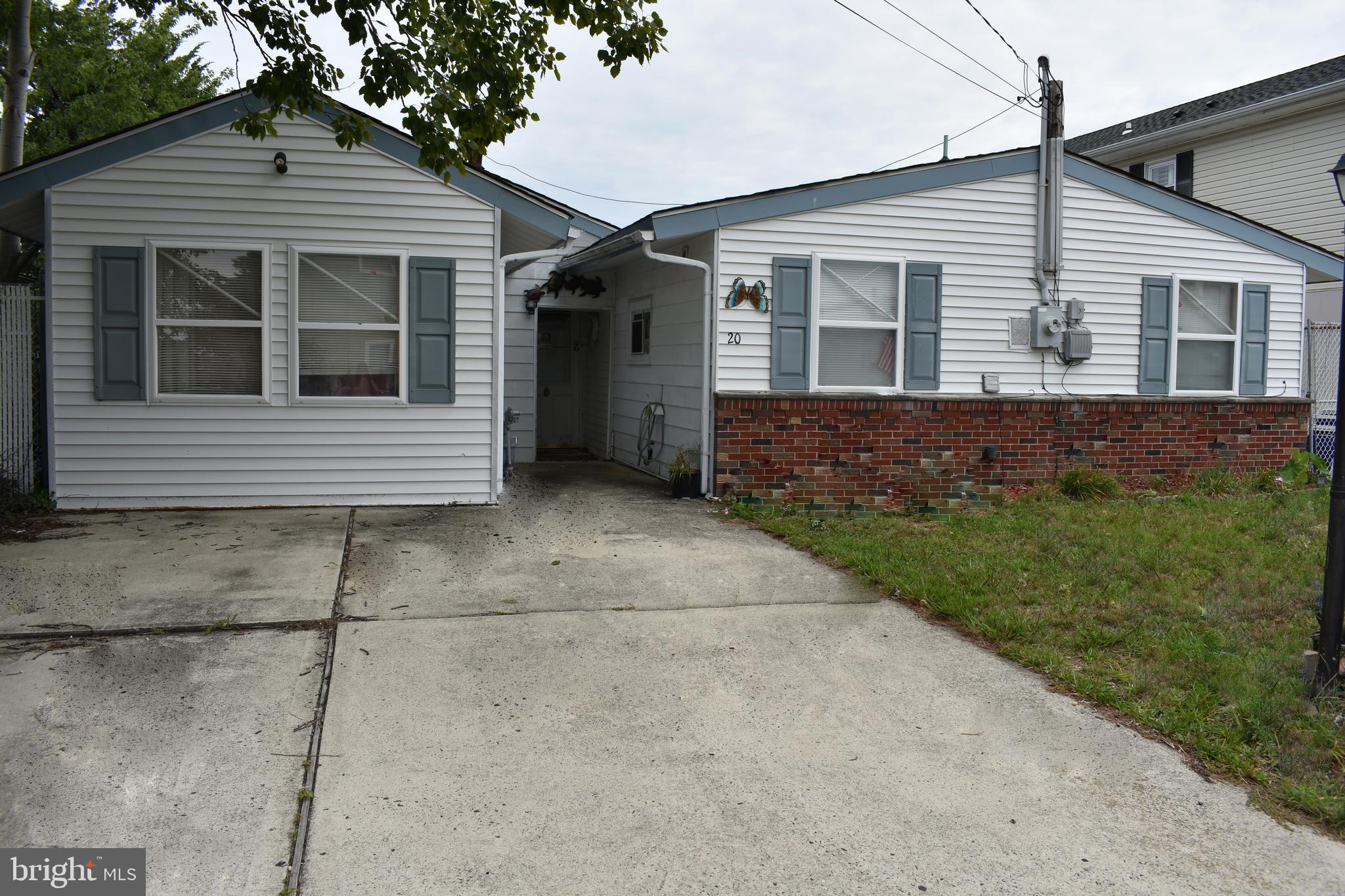 MYSTIC ISLAND - Residential