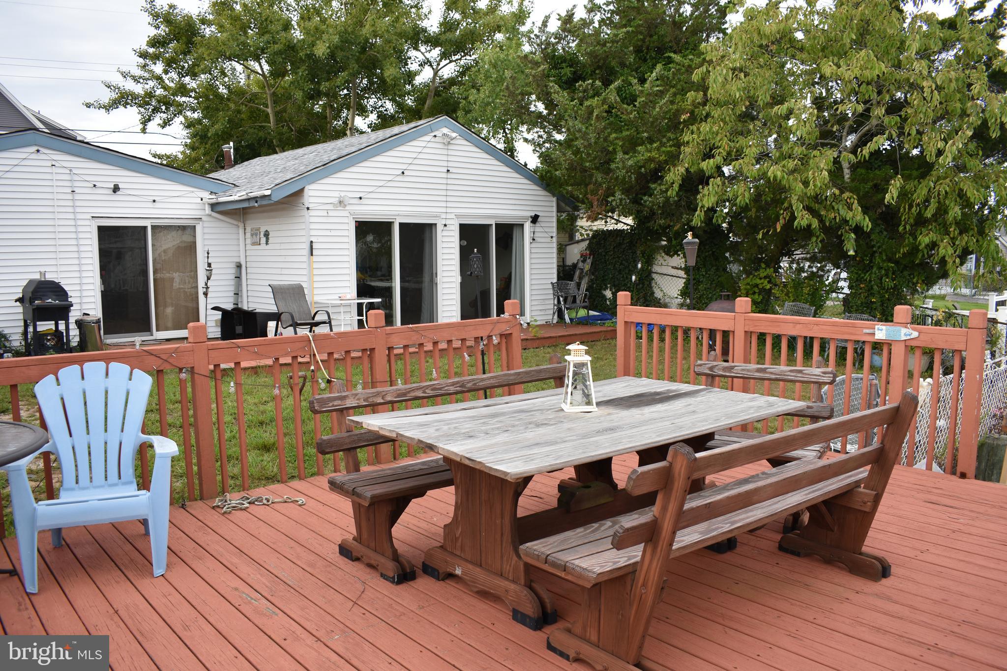 MYSTIC ISLAND - Residential