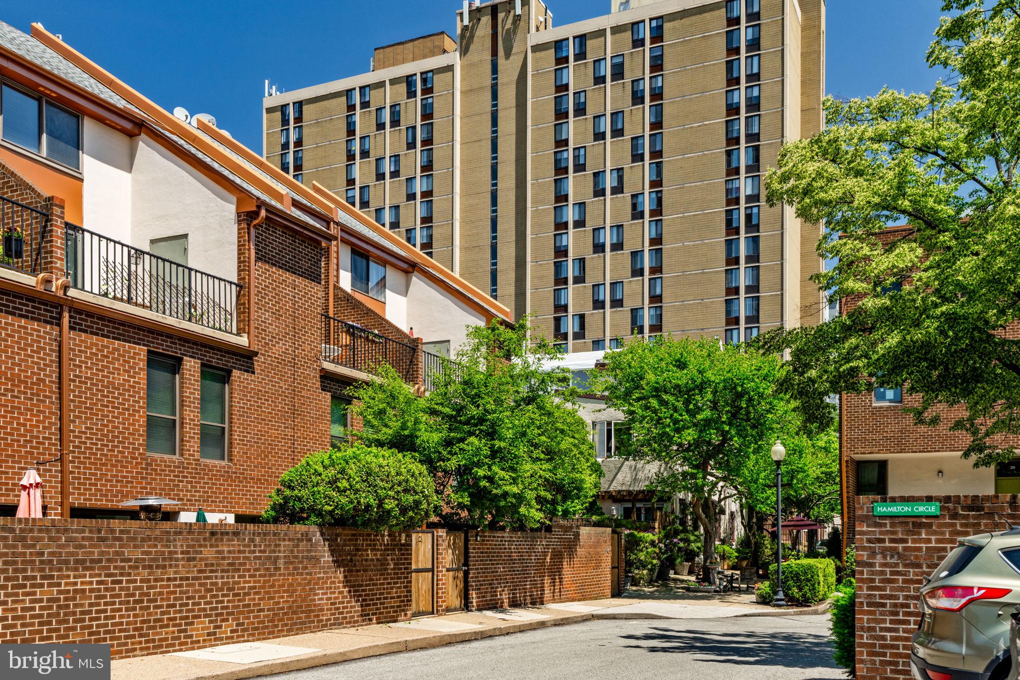 ART MUSEUM AREA - Residential