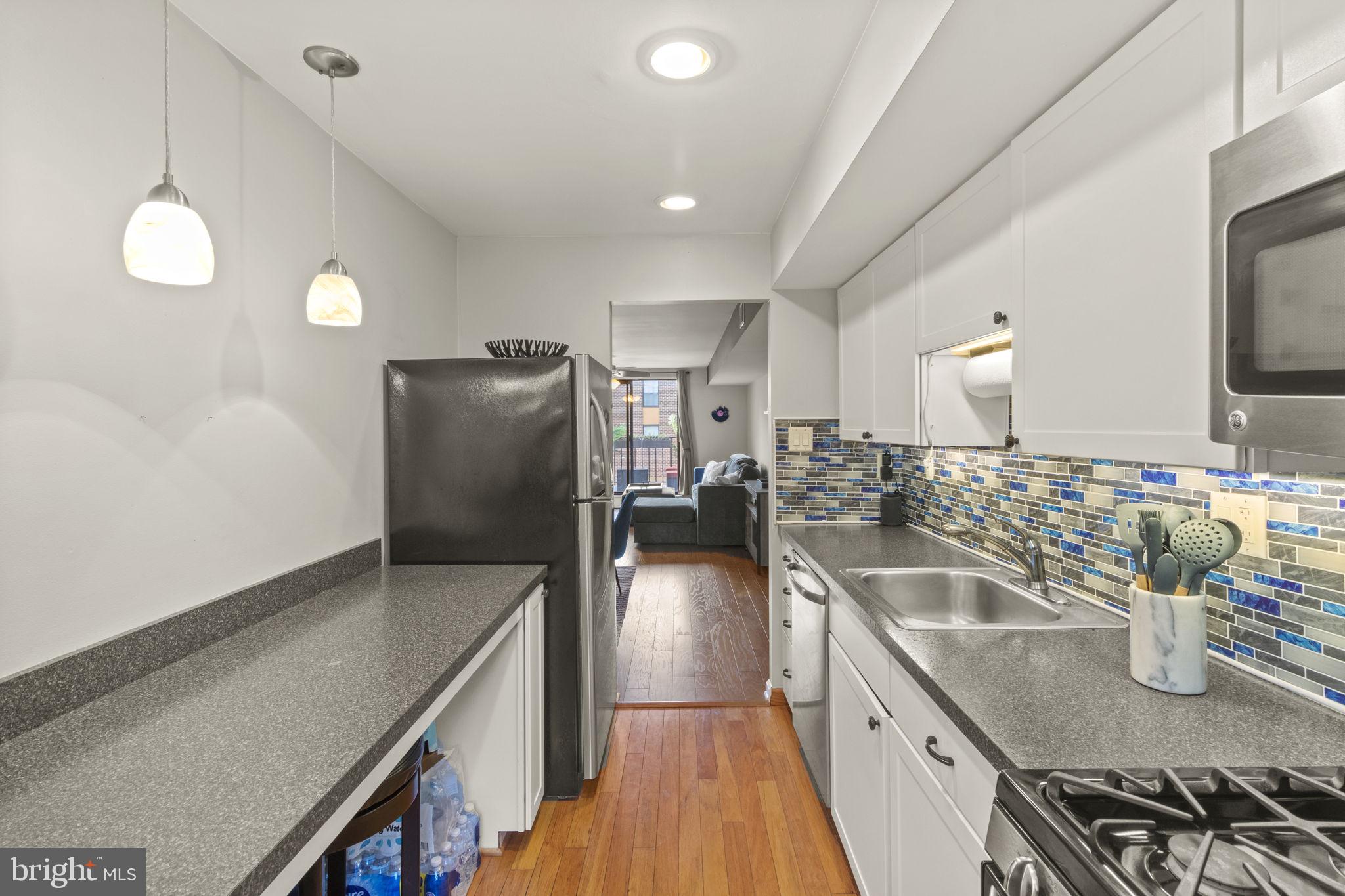 ART MUSEUM AREA - Residential