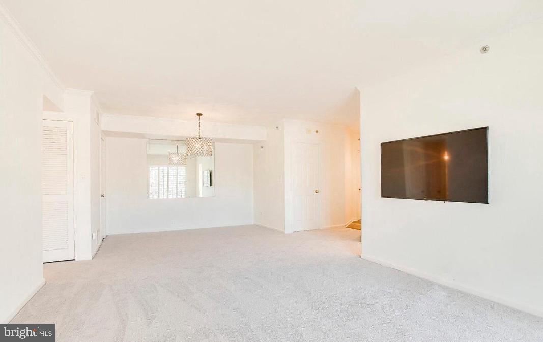 416 ROCKFLEET ROAD 201