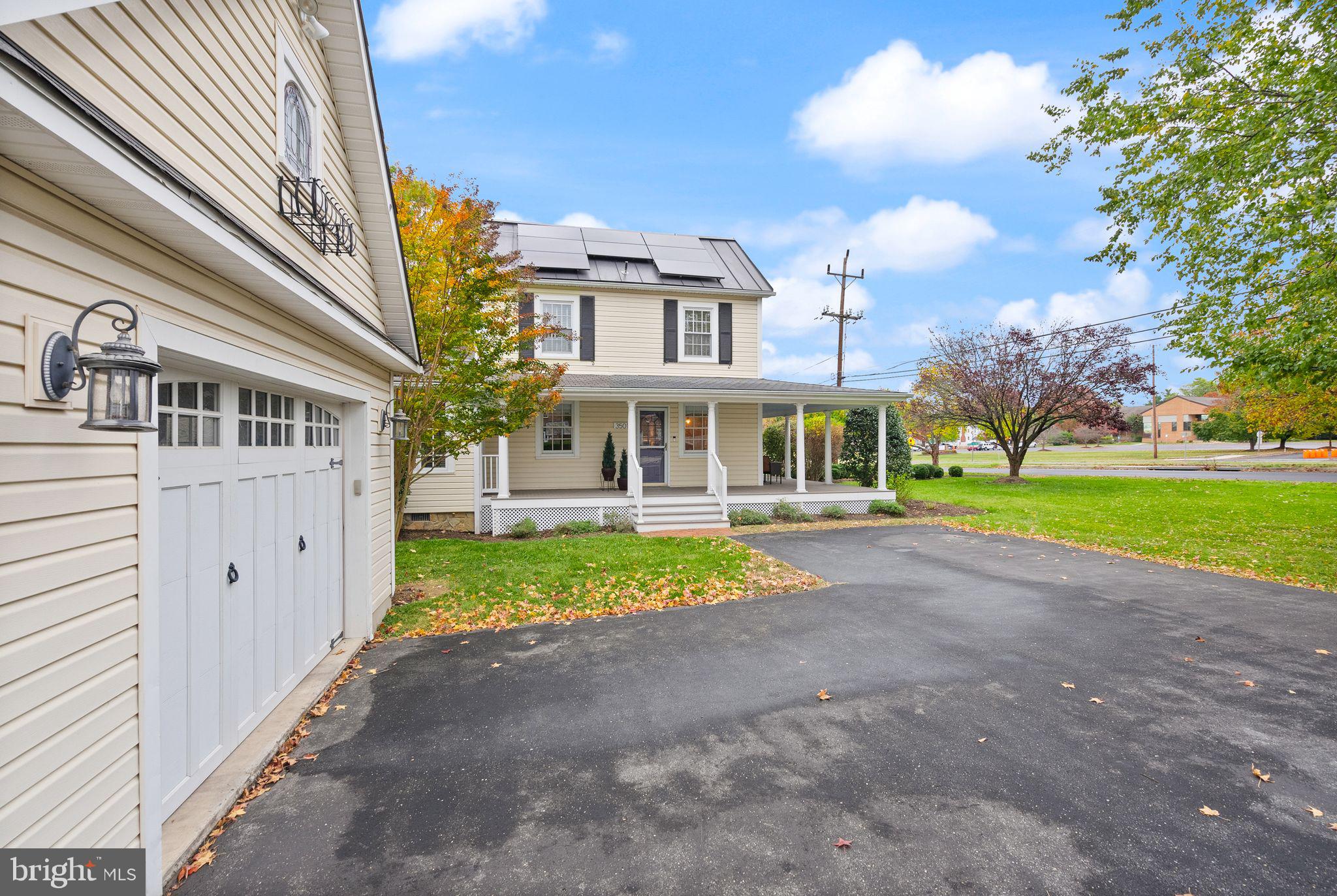 BROOKE MANOR - Residential Lease