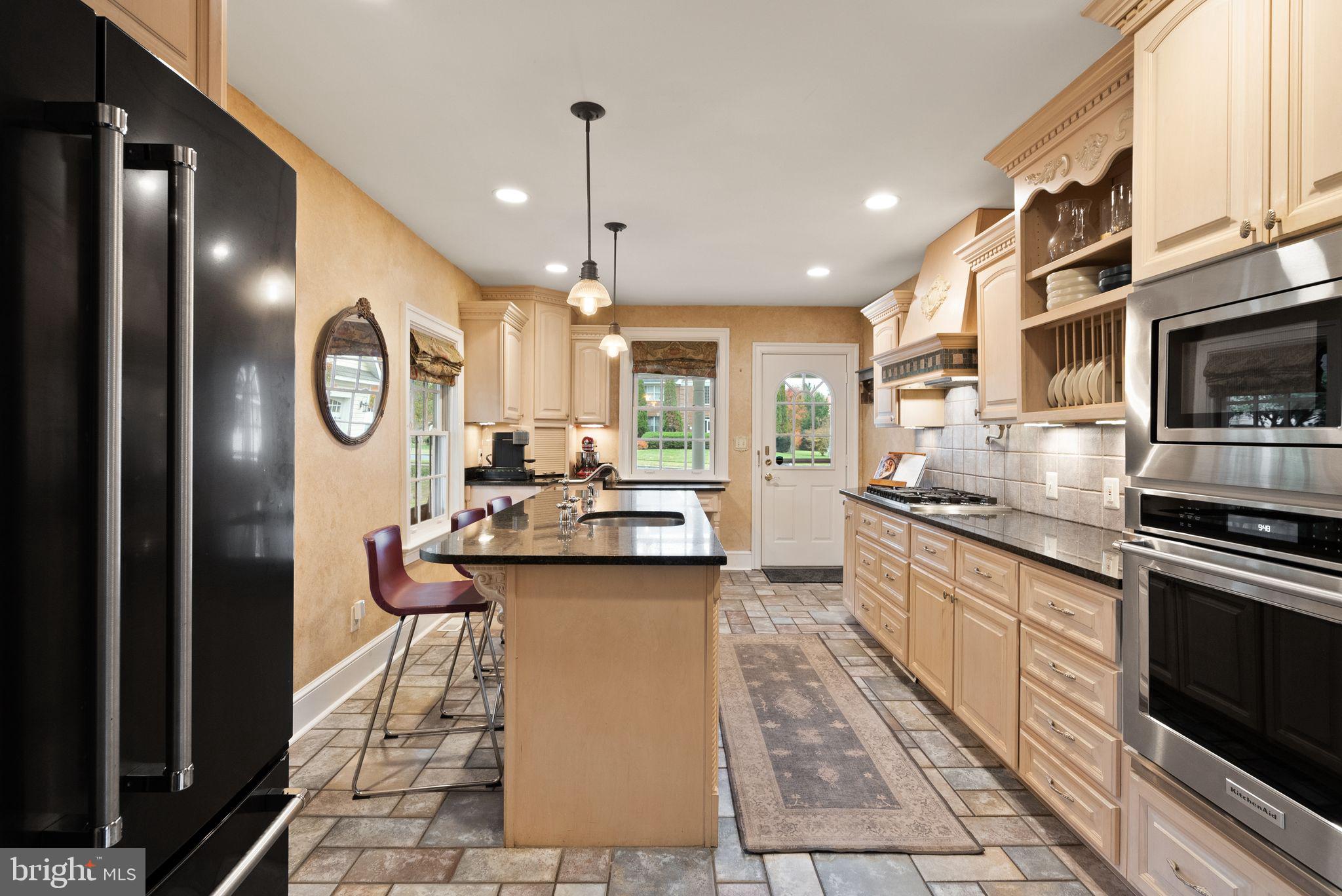 BROOKE MANOR - Residential Lease