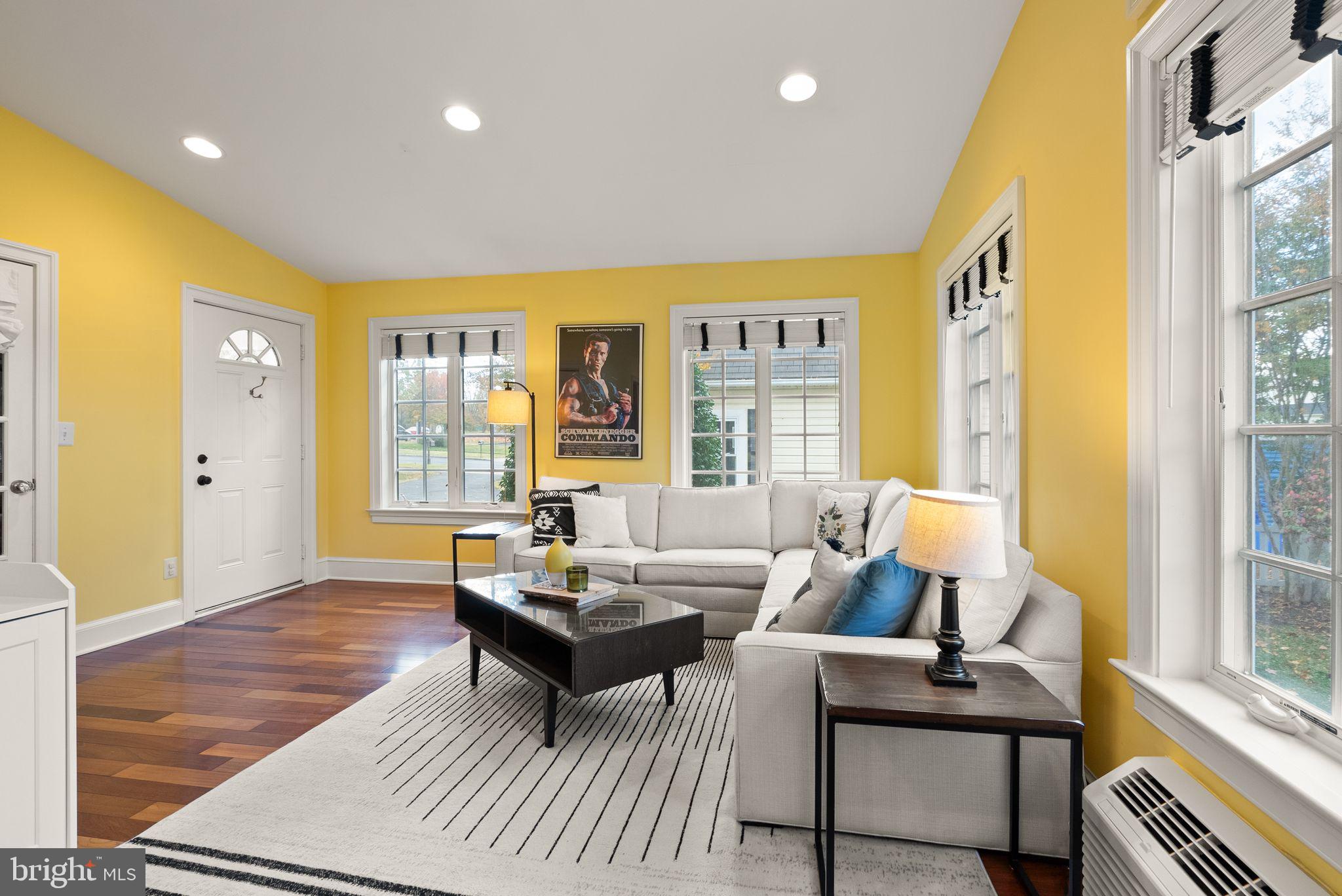 BROOKE MANOR - Residential Lease