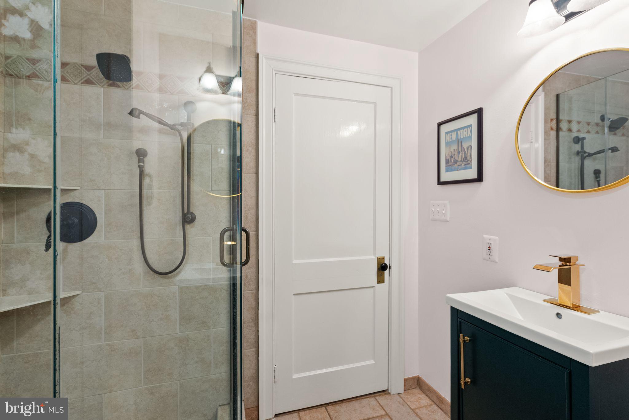 BROOKE MANOR - Residential Lease