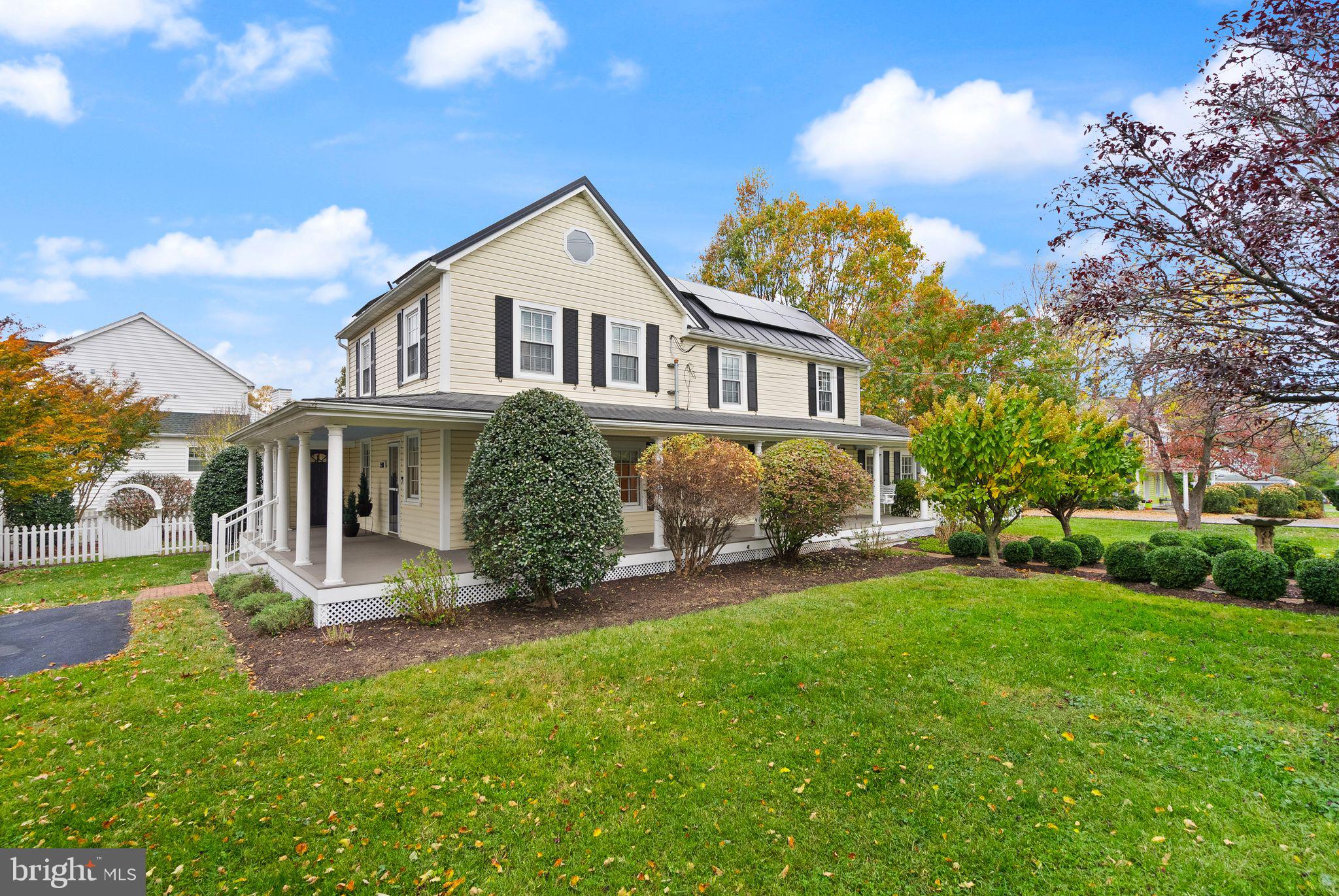 BROOKE MANOR - Residential Lease