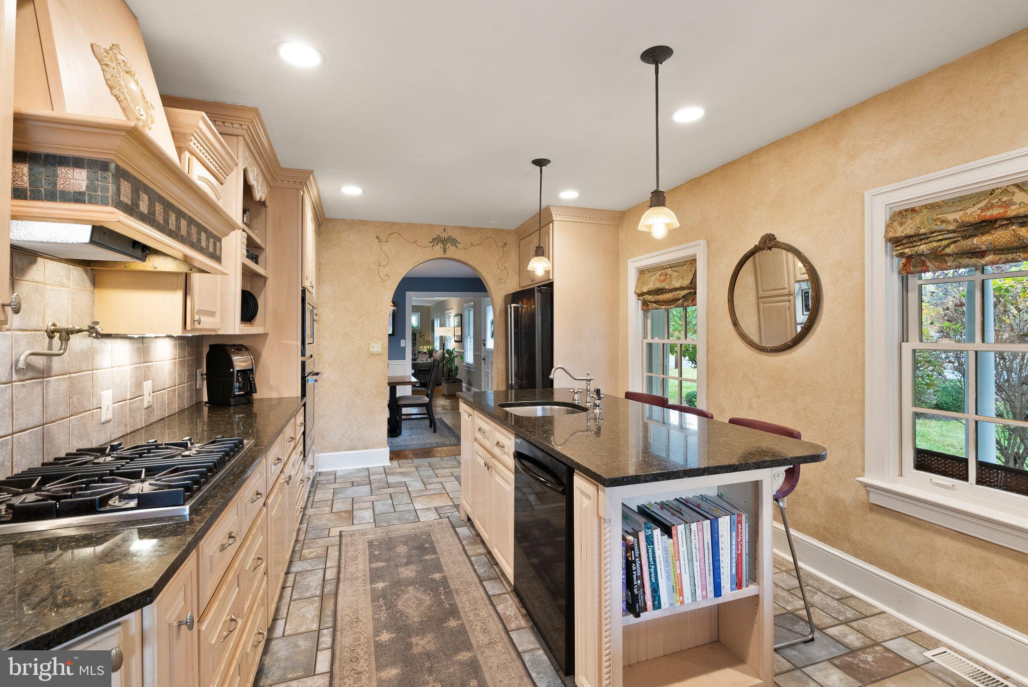 BROOKE MANOR - Residential Lease