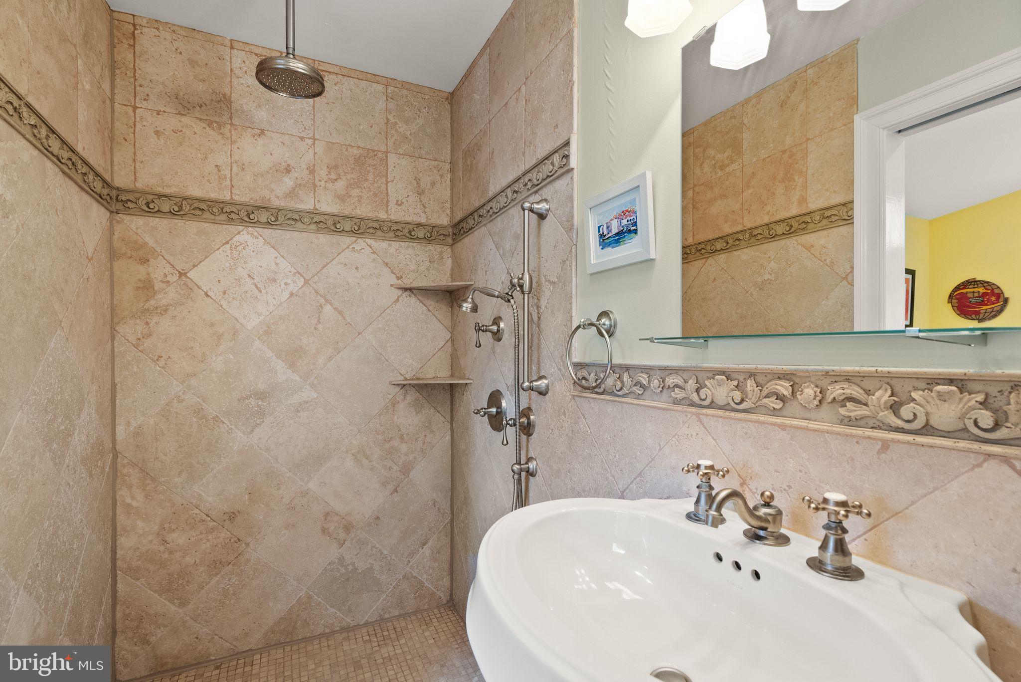 BROOKE MANOR - Residential Lease