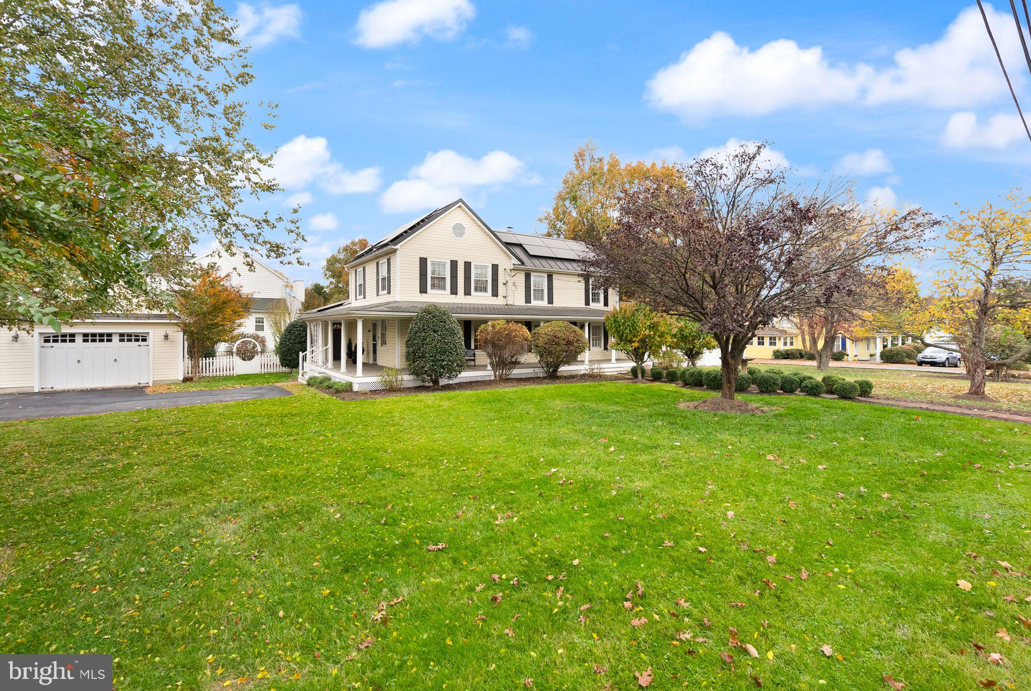 BROOKE MANOR - Residential Lease