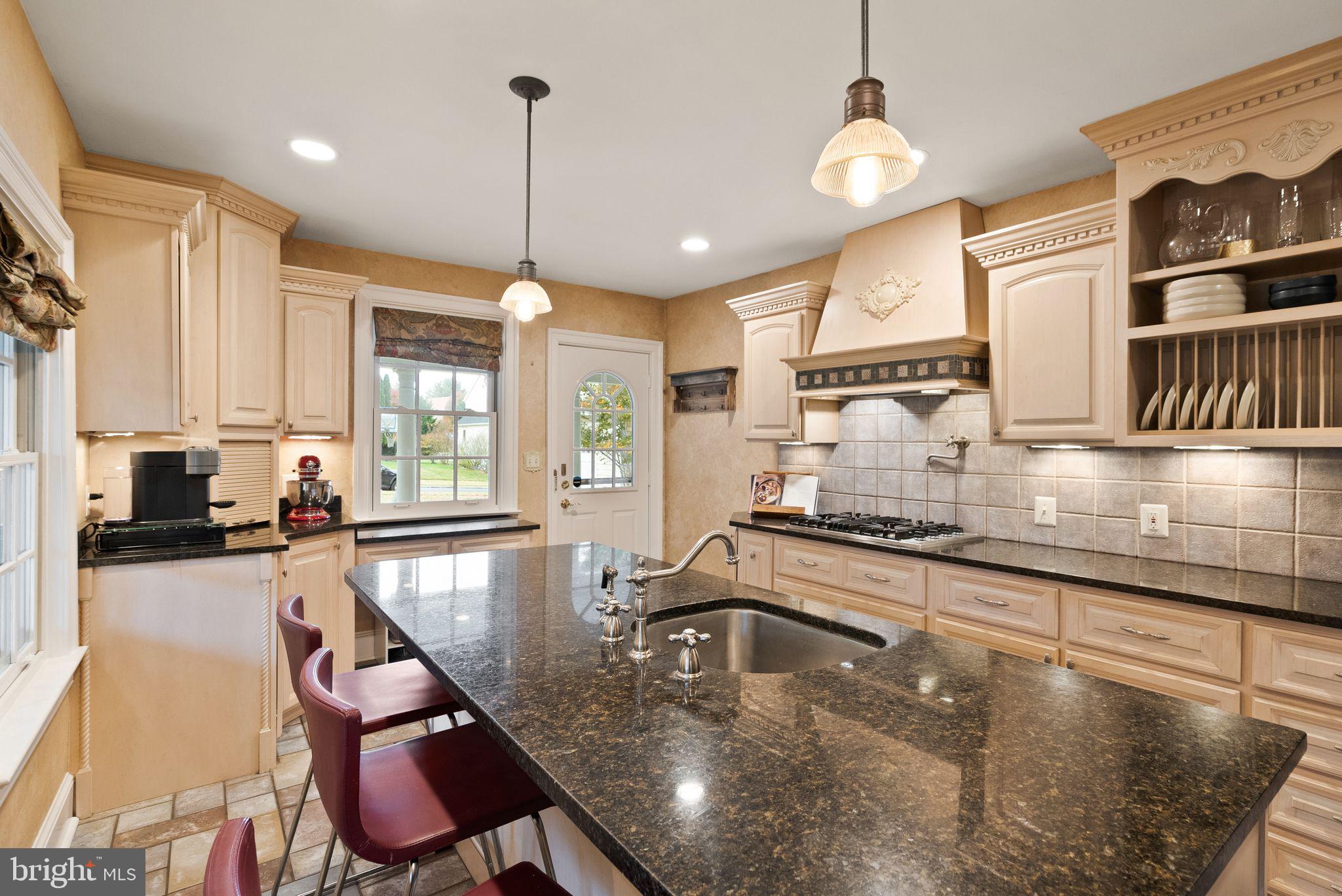 BROOKE MANOR - Residential Lease