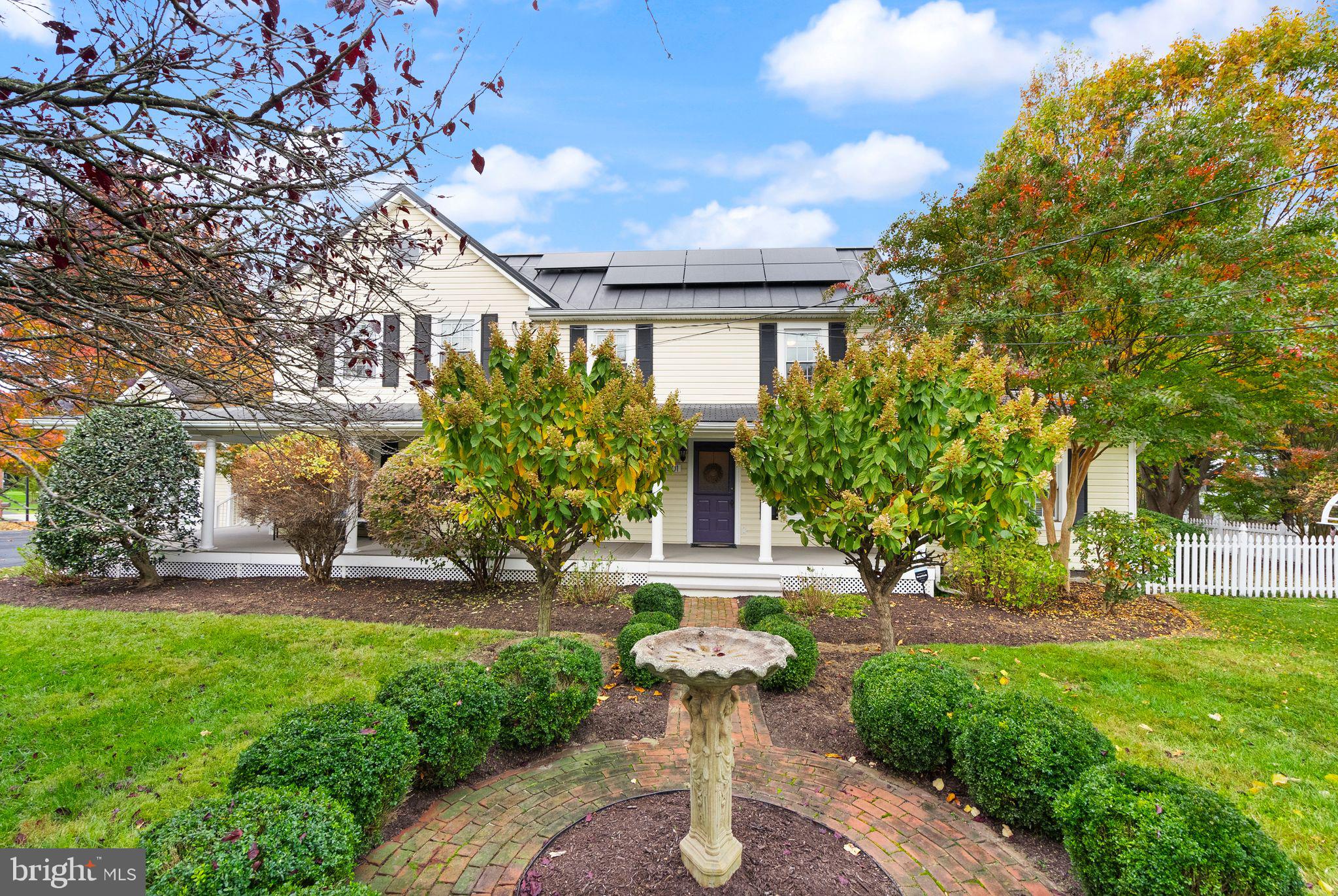 BROOKE MANOR - Residential Lease