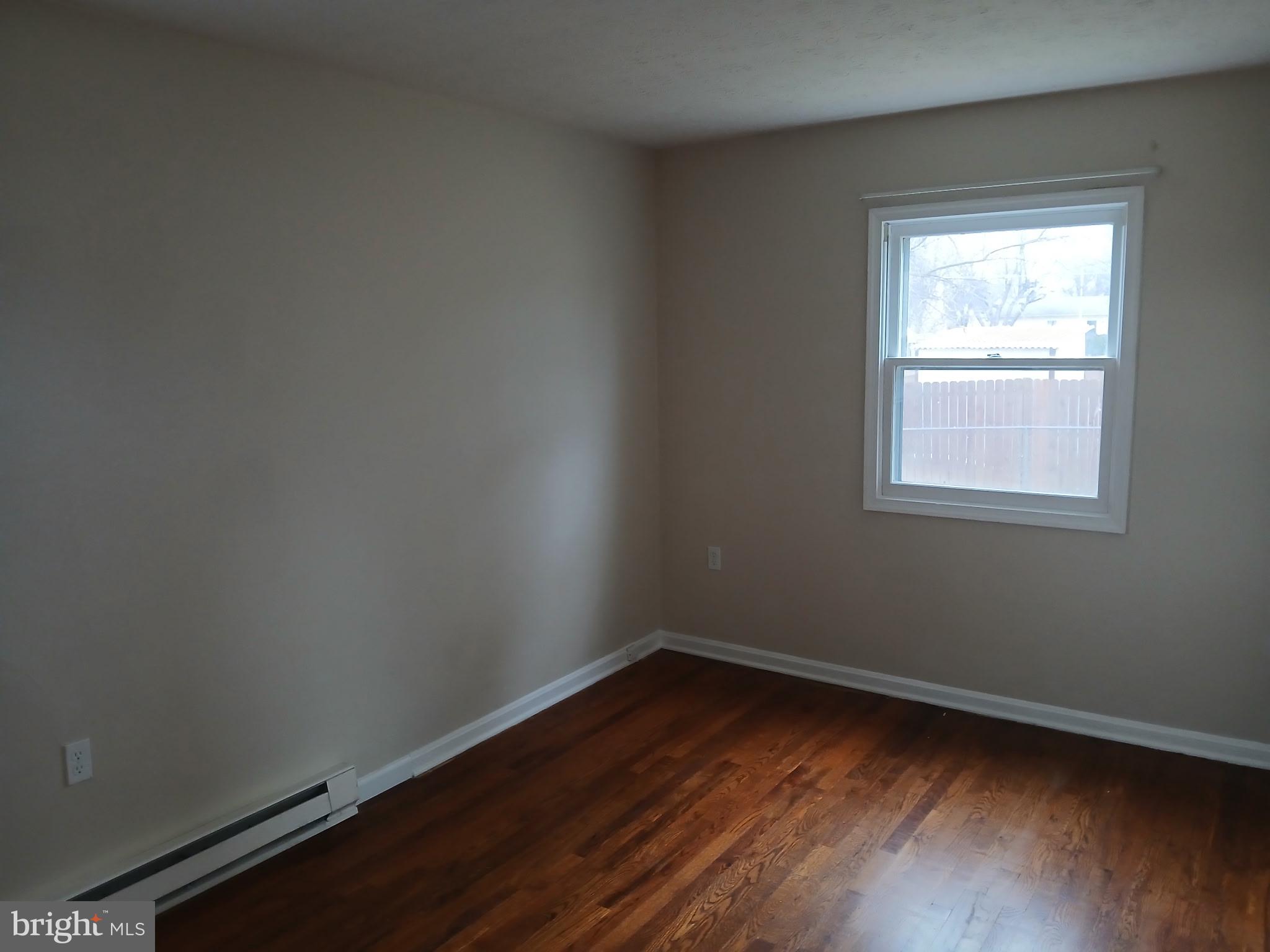 LORD FAIRFAX/MDLTWN GLEN - Residential