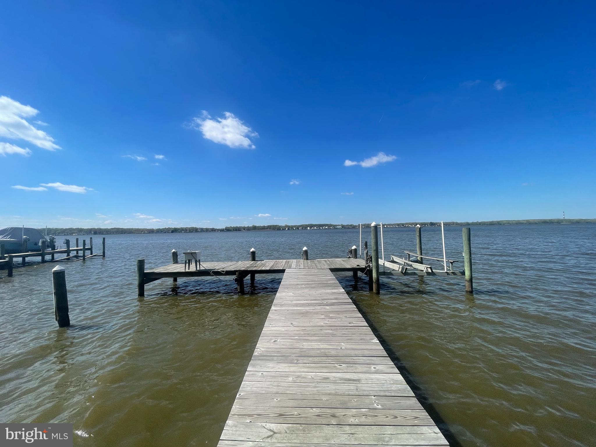 WALNUT POINT - Residential