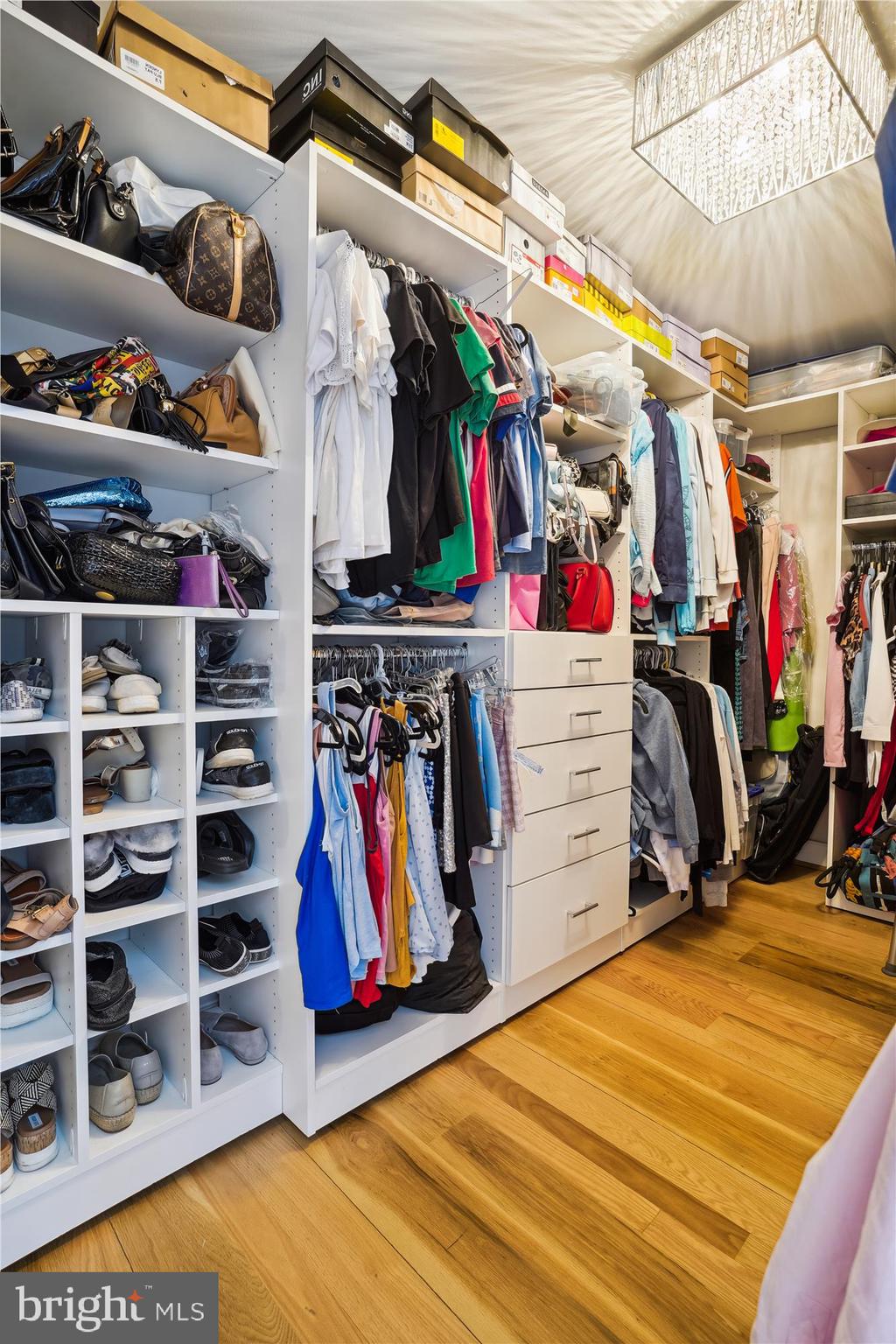 OLD TOWN ALEXANDRIA - Residential