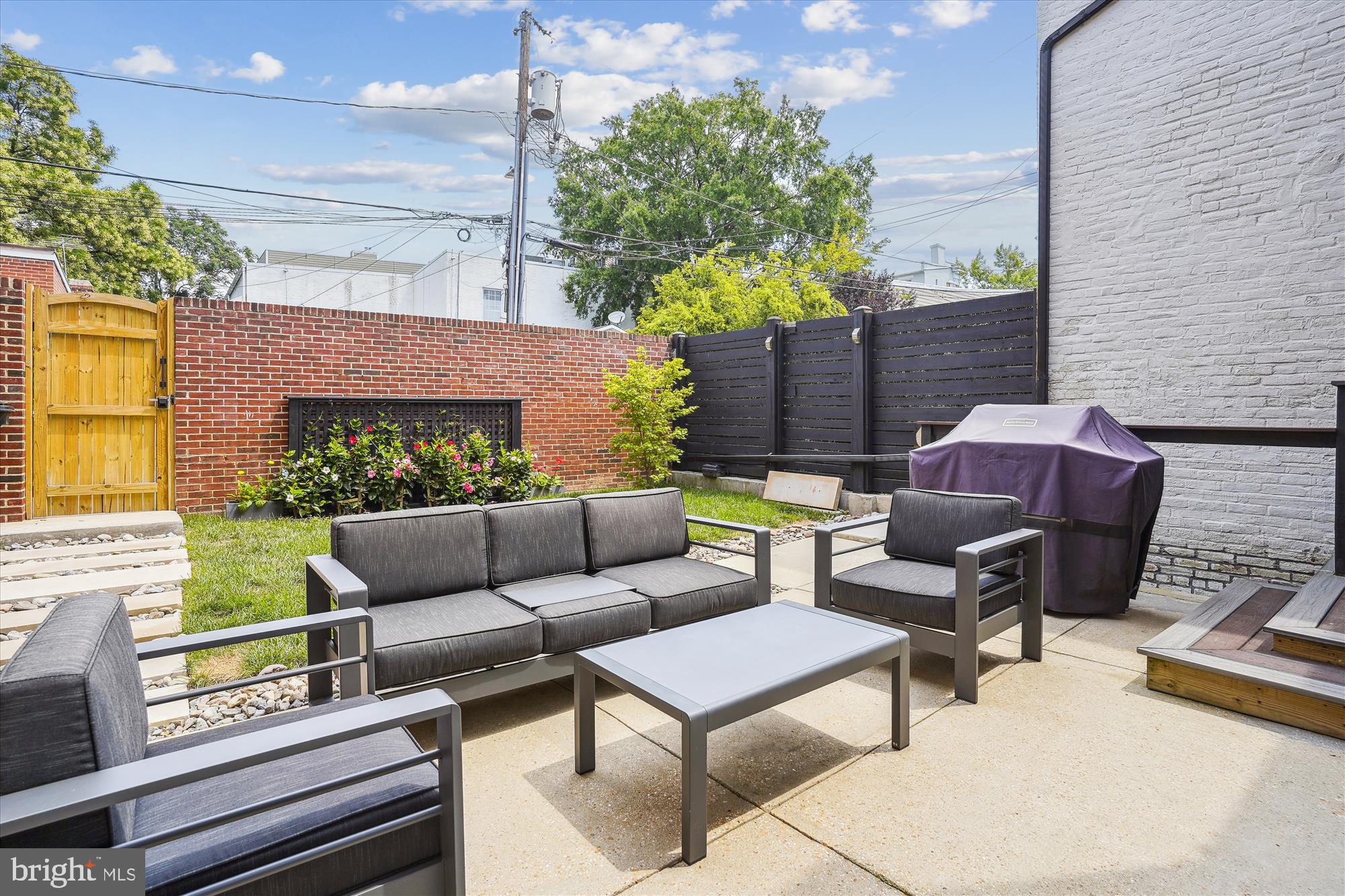 OLD TOWN ALEXANDRIA - Residential