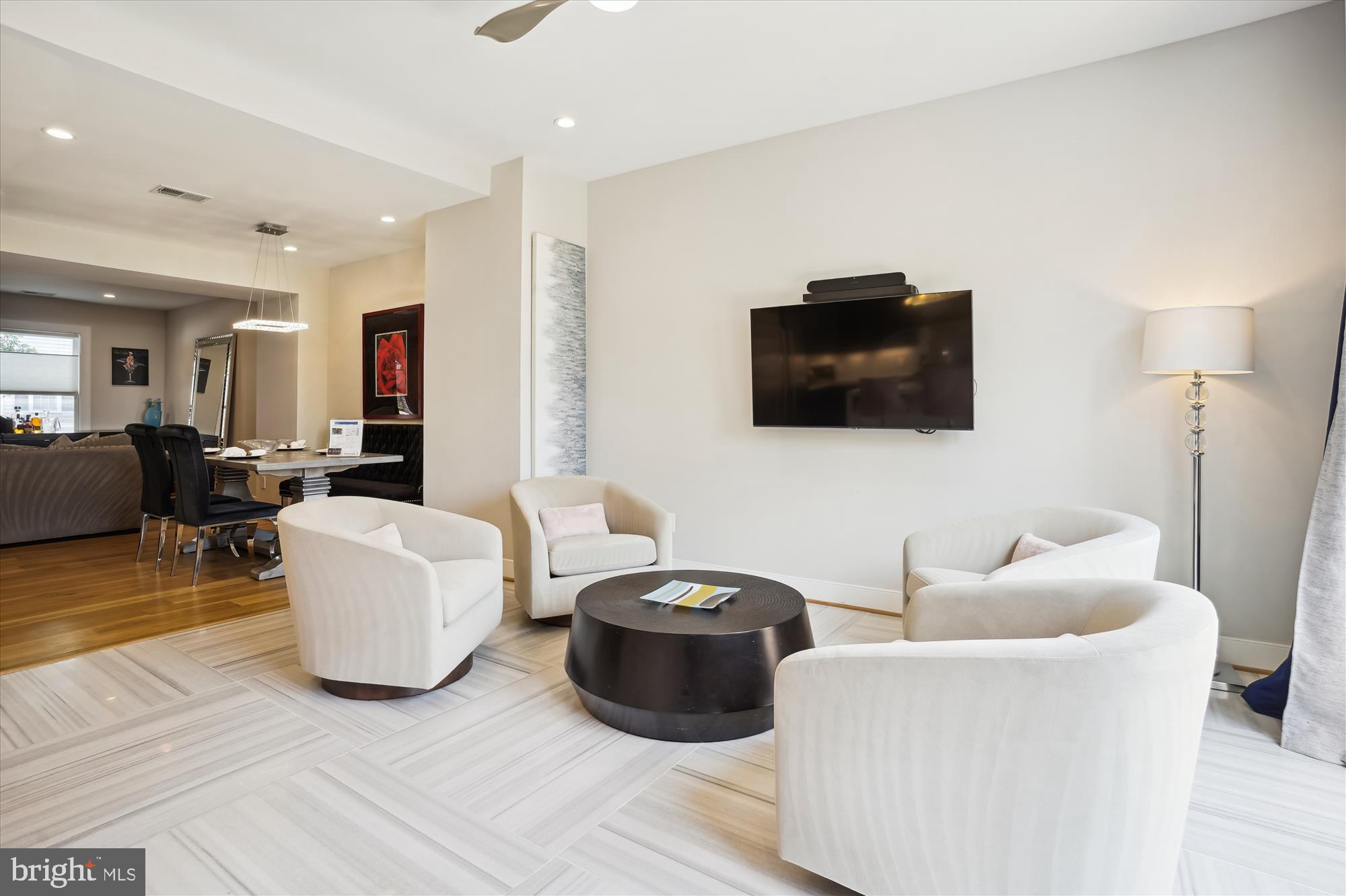 OLD TOWN ALEXANDRIA - Residential