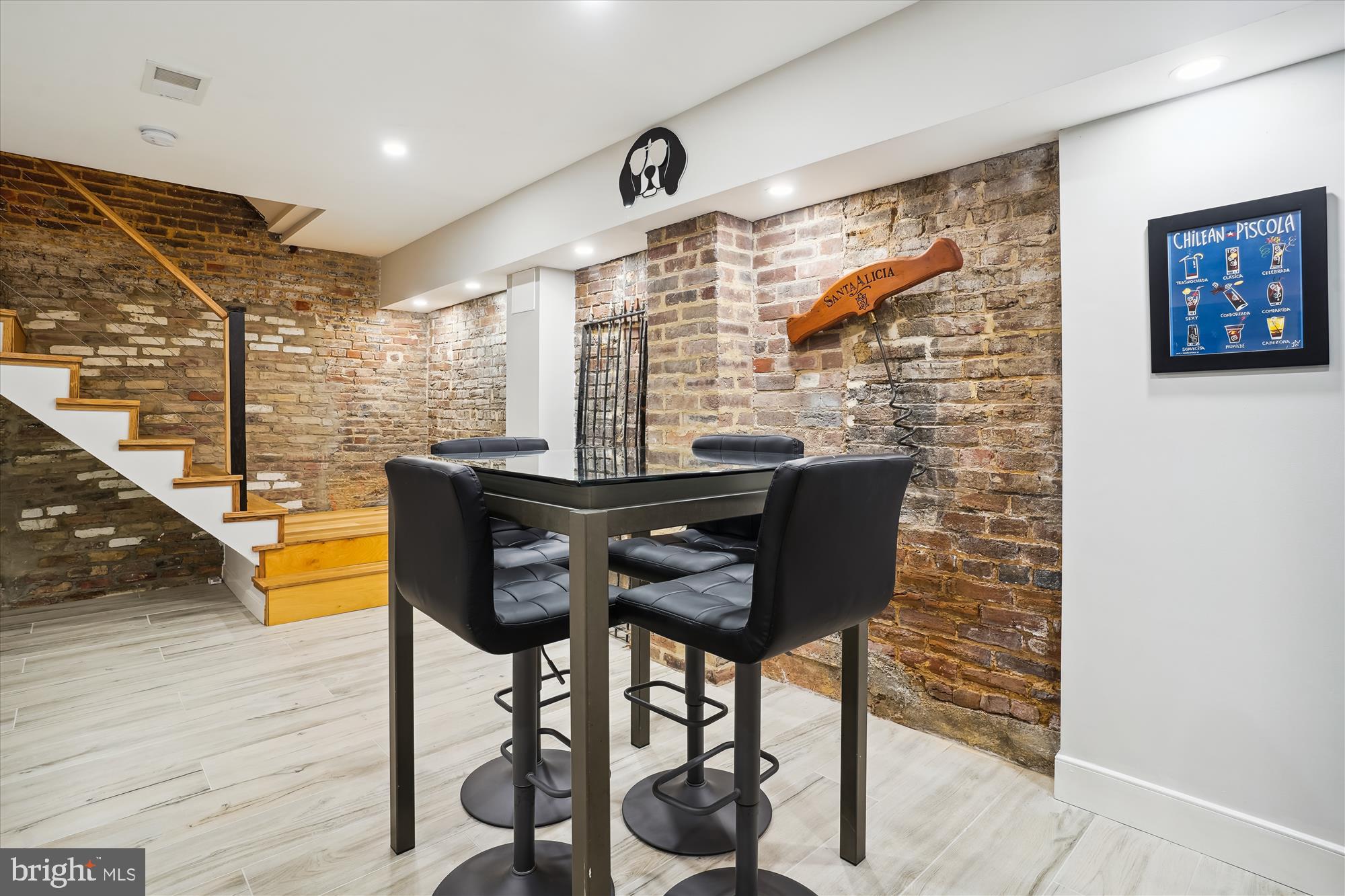 OLD TOWN ALEXANDRIA - Residential