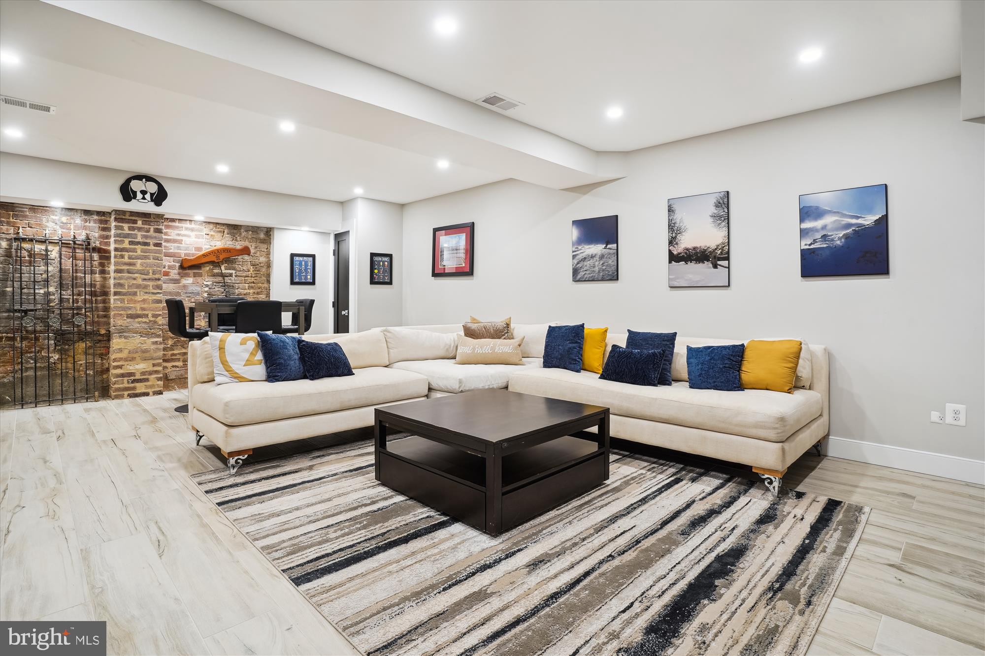 OLD TOWN ALEXANDRIA - Residential