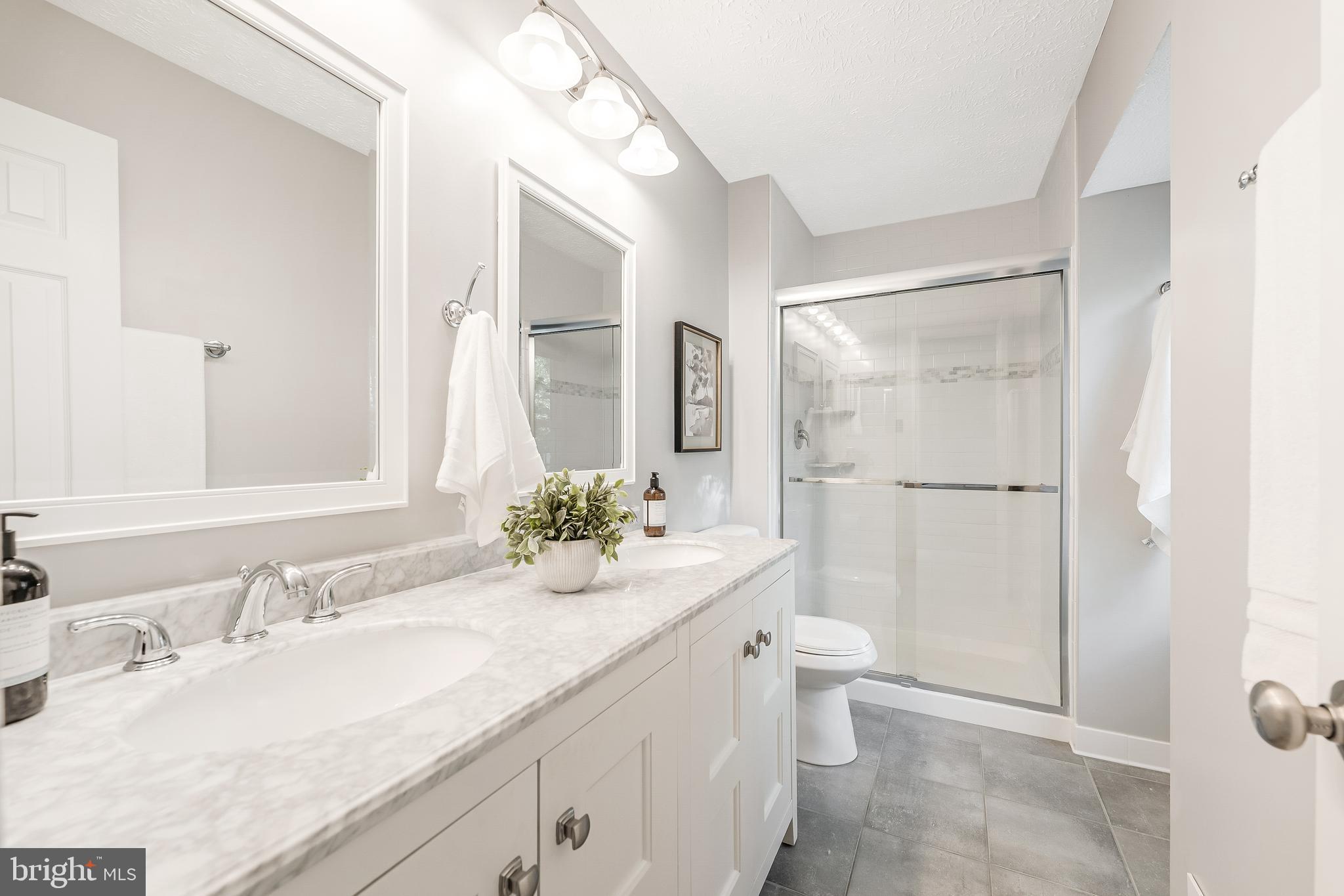 MONTCLAIR - Residential