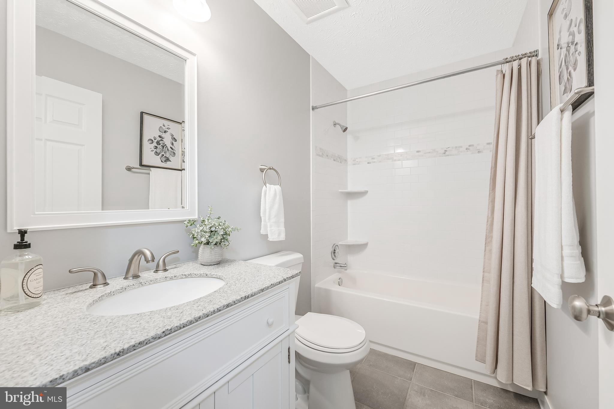 MONTCLAIR - Residential