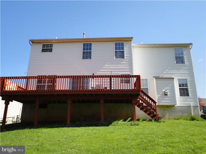 BRANFORD VILLAGE - Residential Lease