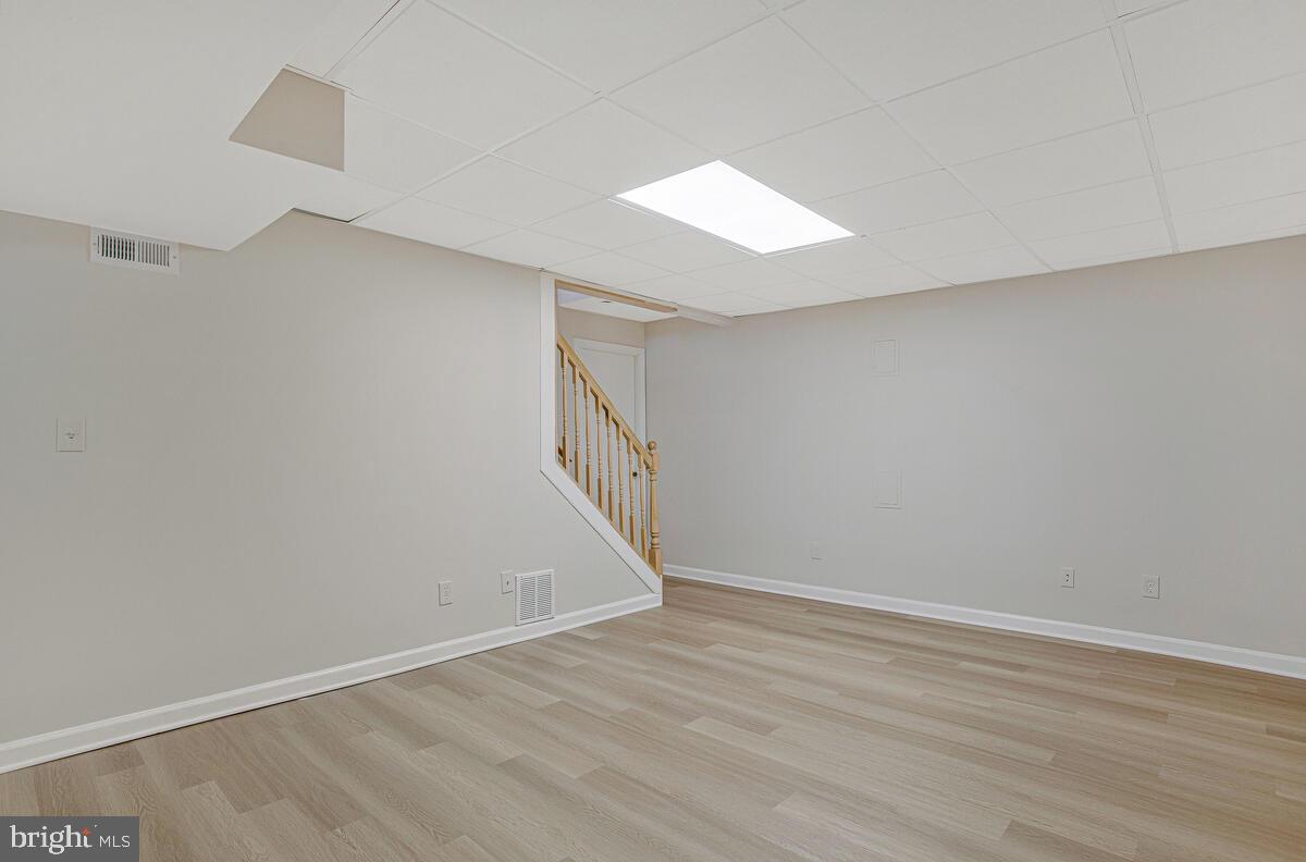 KING CHARLES COMMONS - Residential