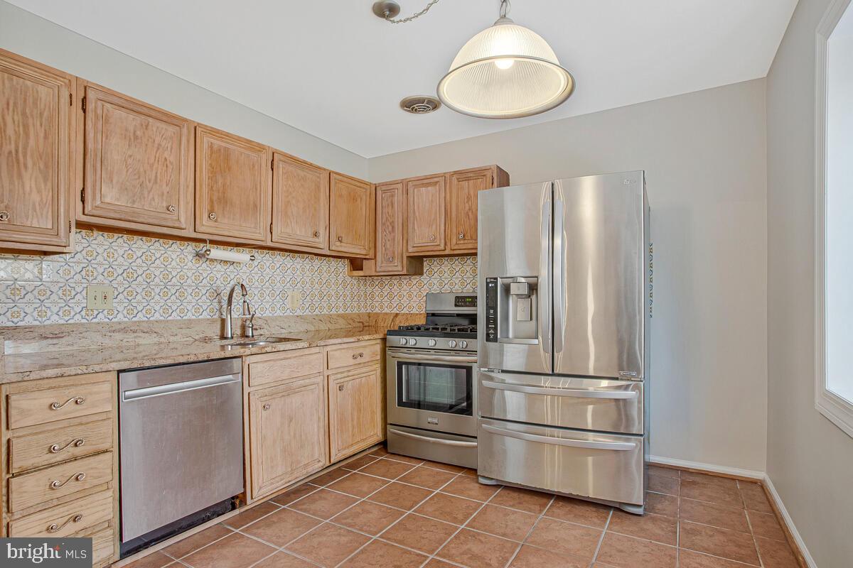 KING CHARLES COMMONS - Residential