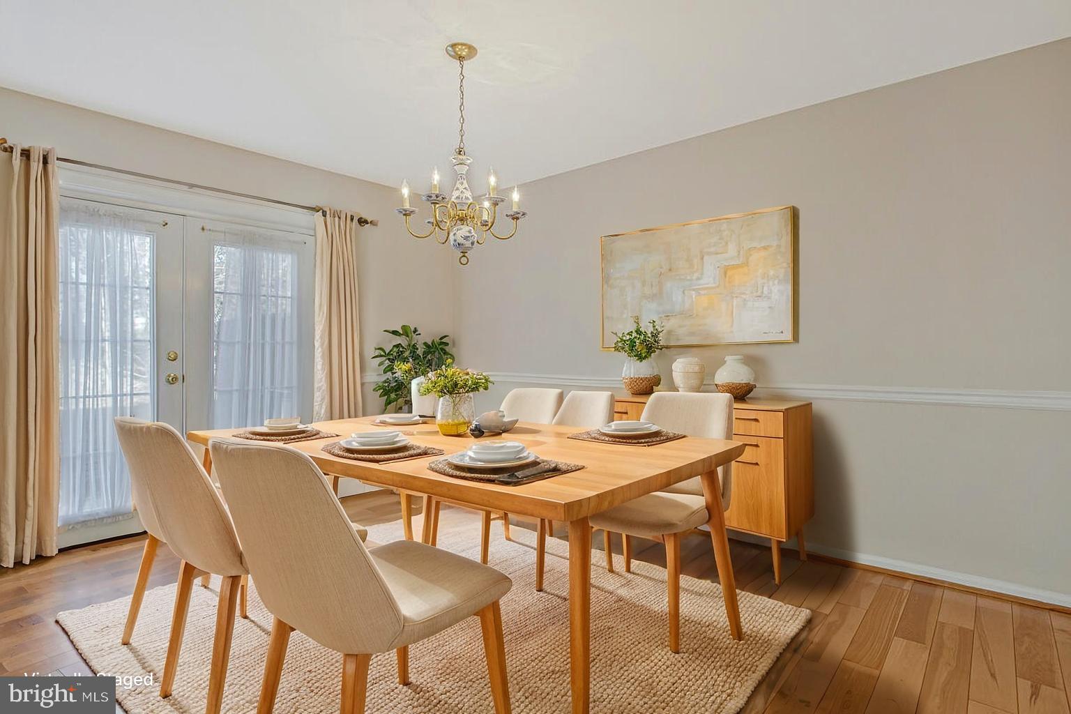 KING CHARLES COMMONS - Residential