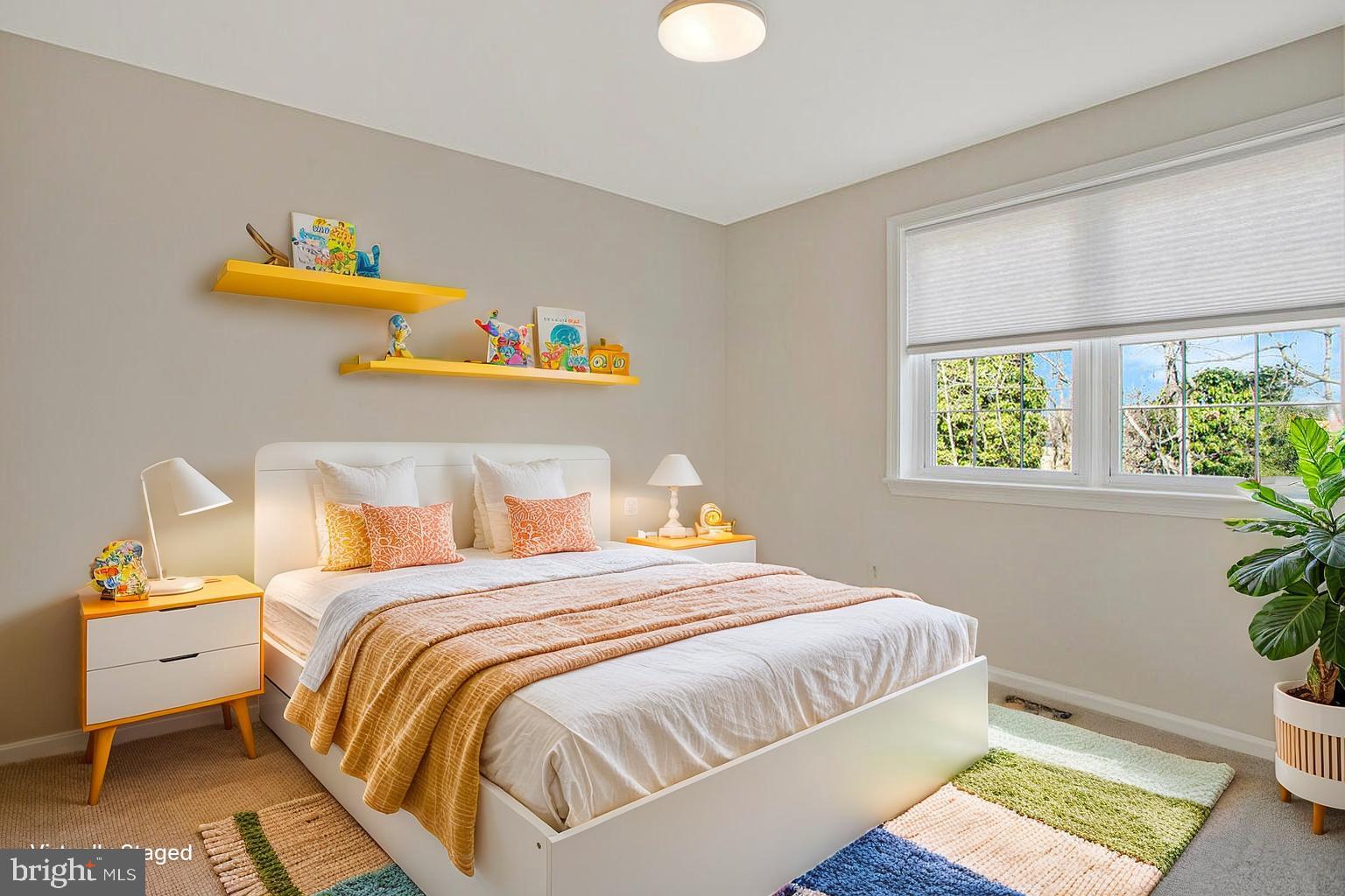 KING CHARLES COMMONS - Residential