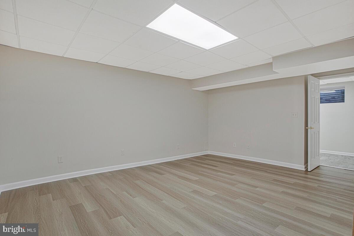 KING CHARLES COMMONS - Residential