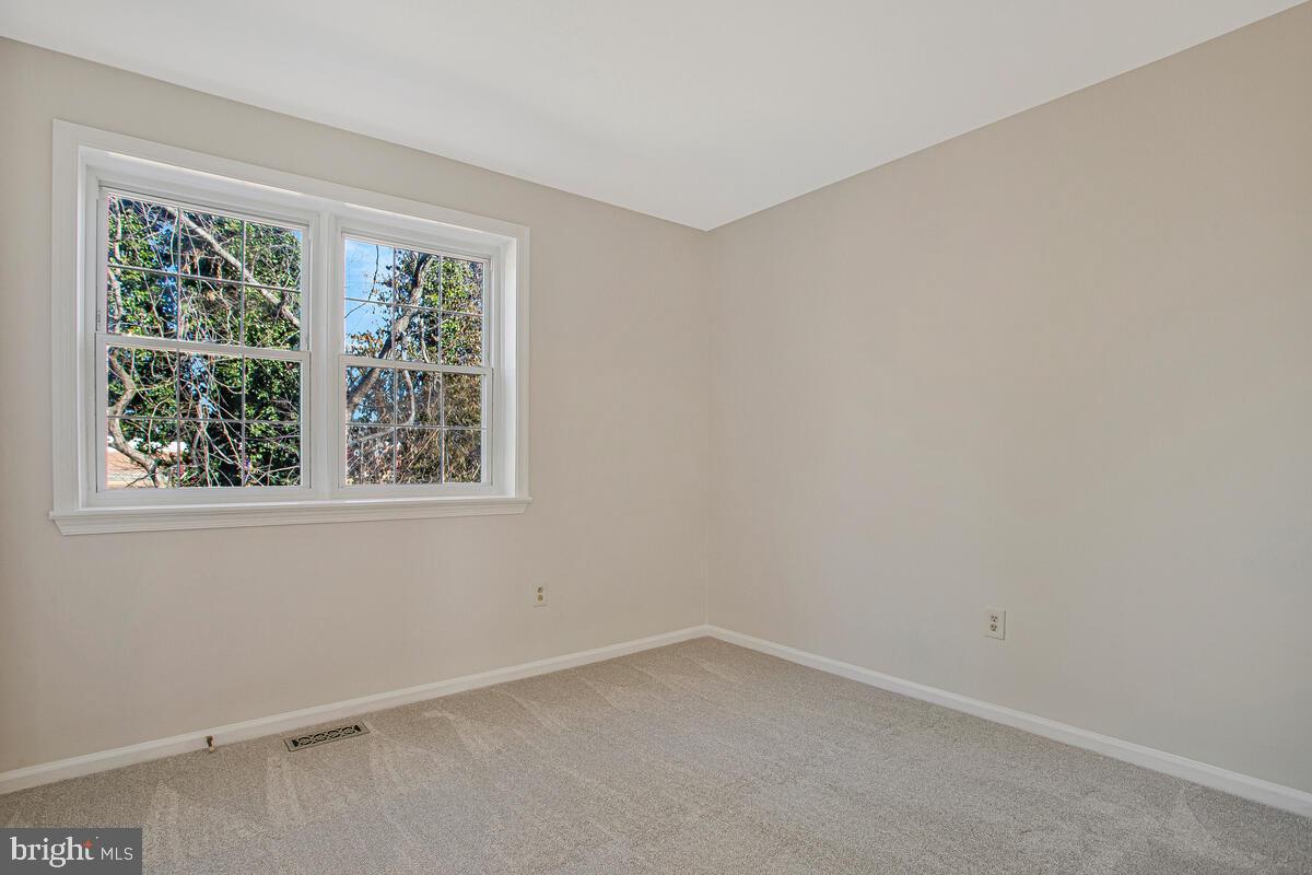 KING CHARLES COMMONS - Residential