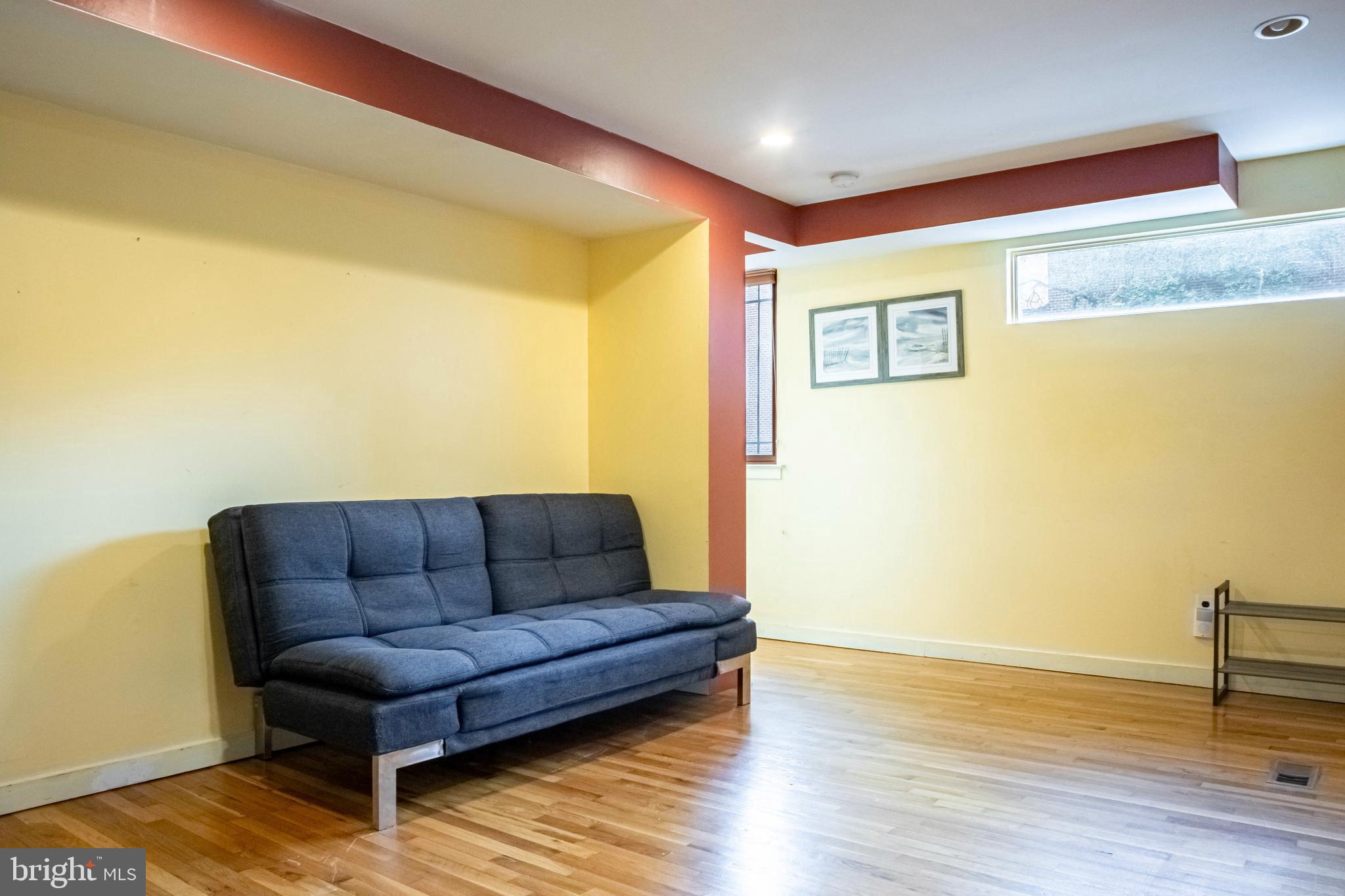 WASHINGTON SQ WEST - Residential Lease