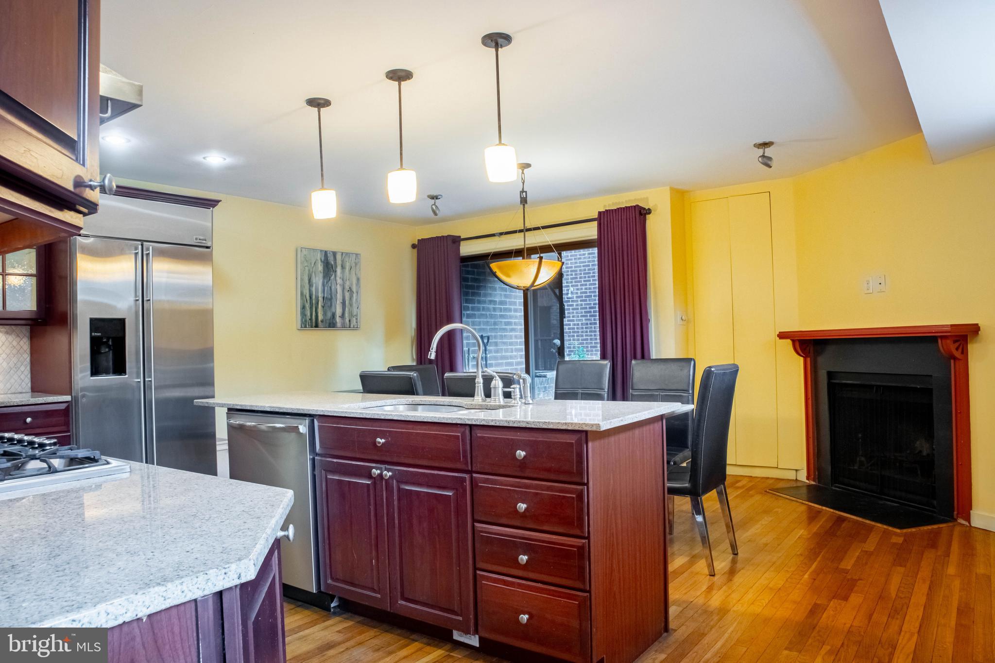 WASHINGTON SQ WEST - Residential Lease