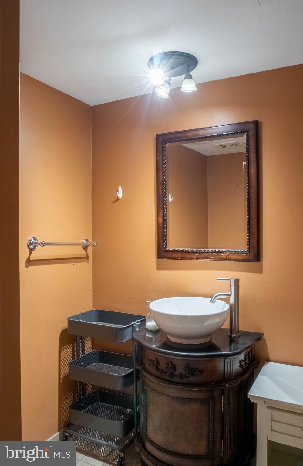 WASHINGTON SQ WEST - Residential Lease