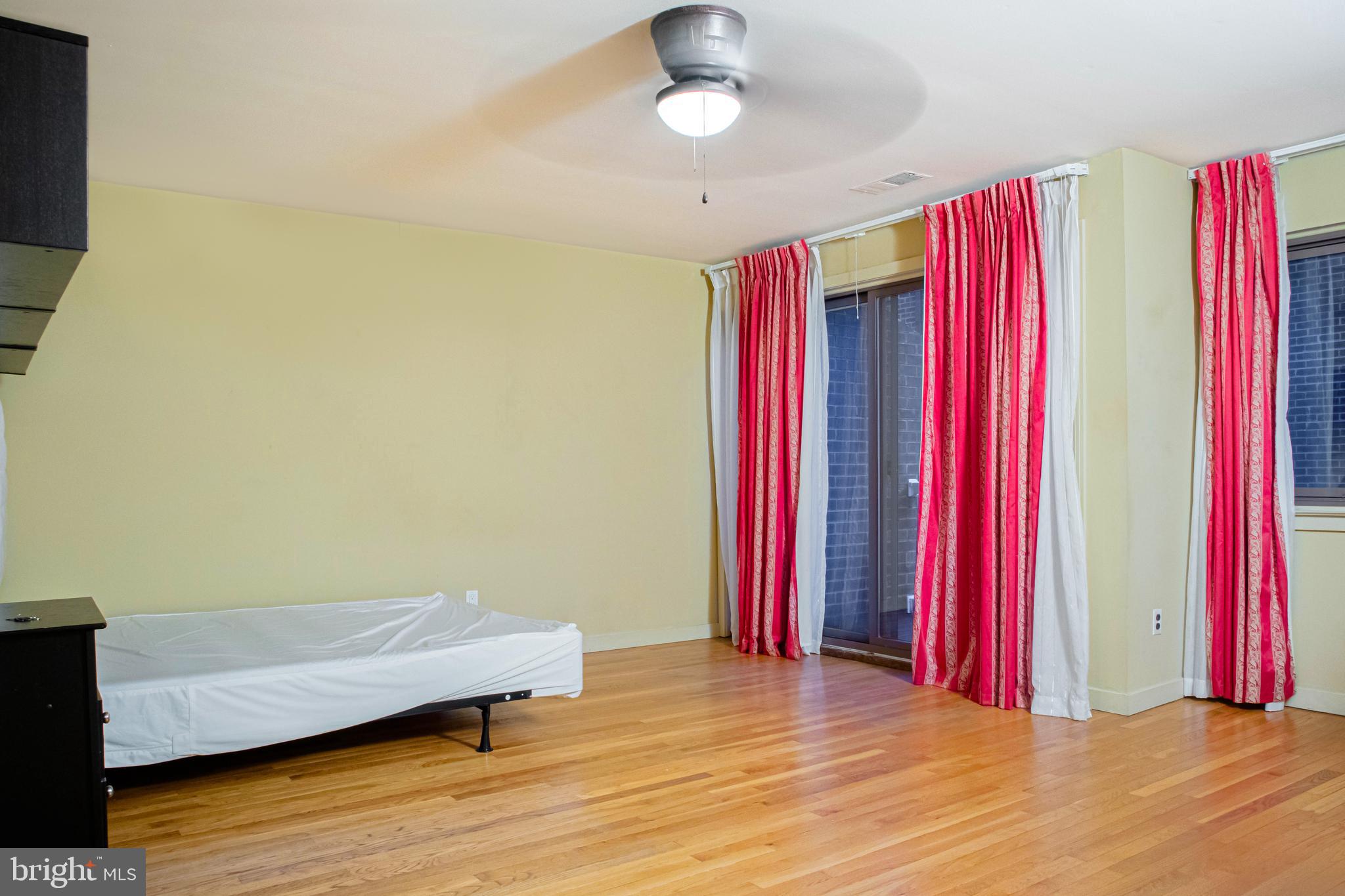 WASHINGTON SQ WEST - Residential Lease