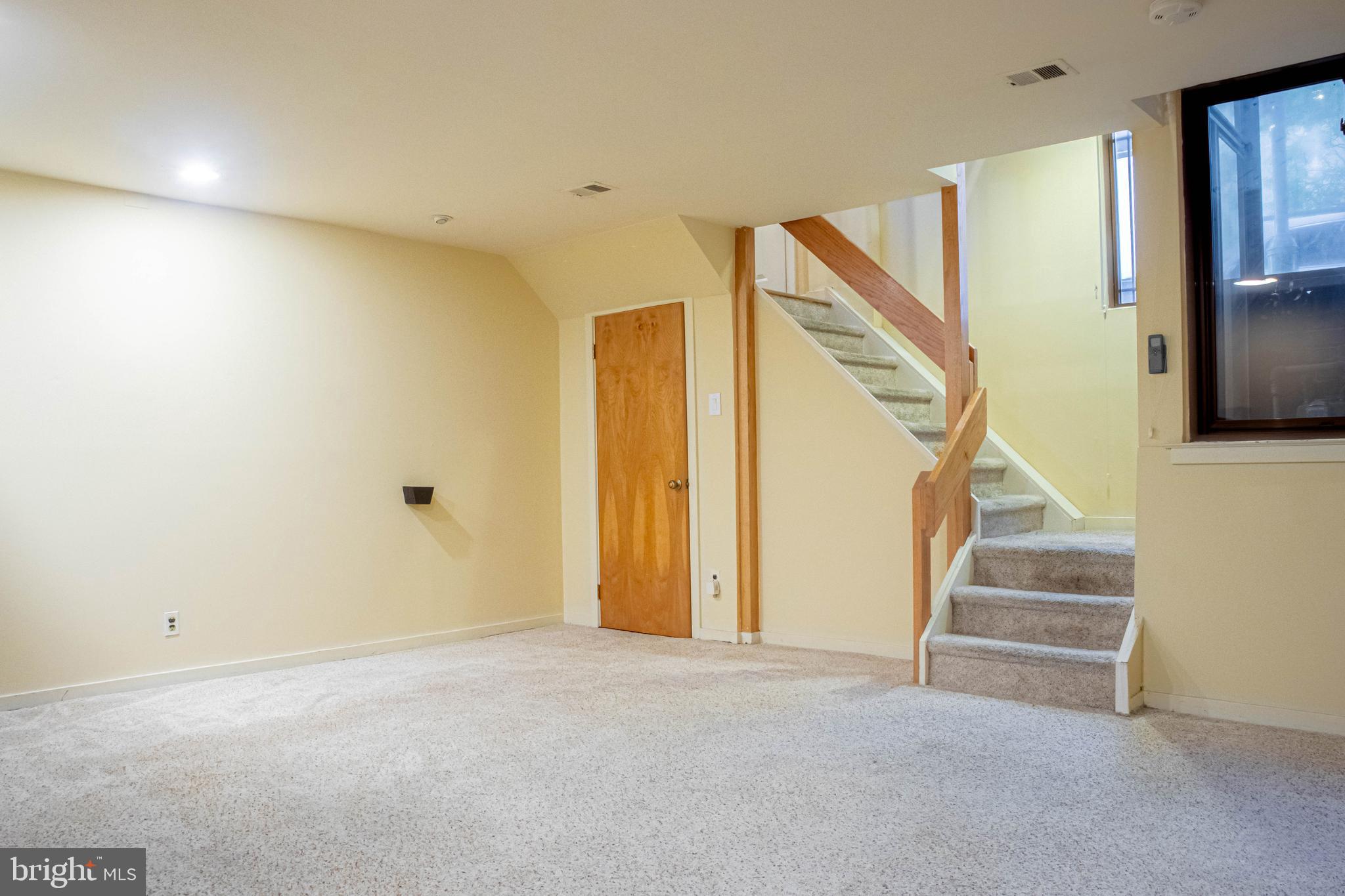 WASHINGTON SQ WEST - Residential Lease