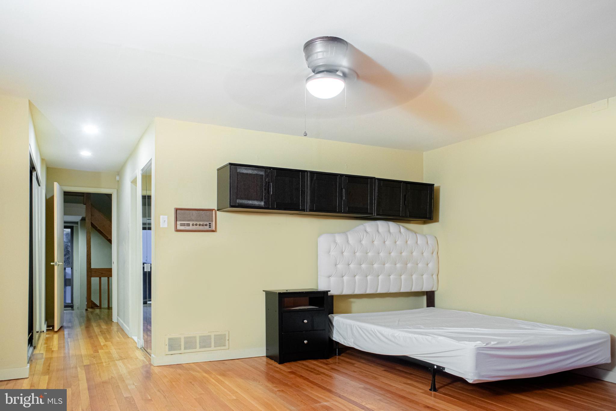 WASHINGTON SQ WEST - Residential Lease