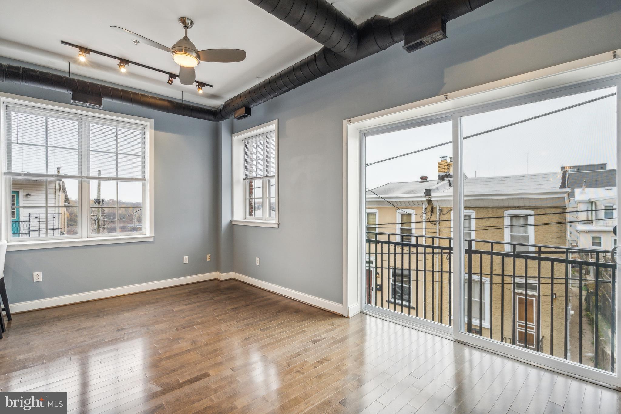 MANAYUNK - Residential Lease
