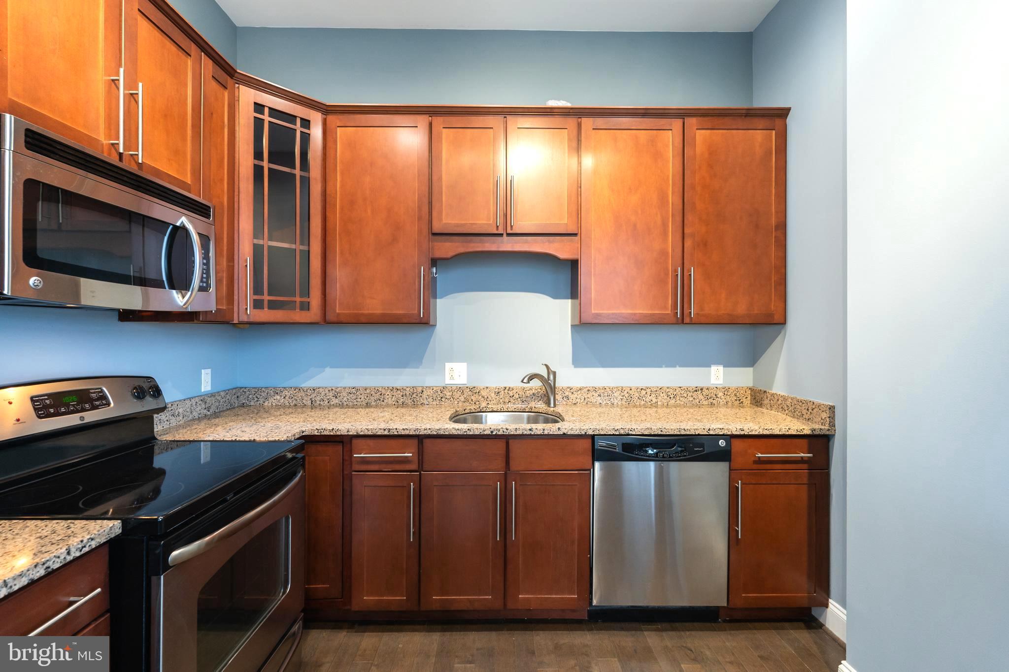 MANAYUNK - Residential Lease