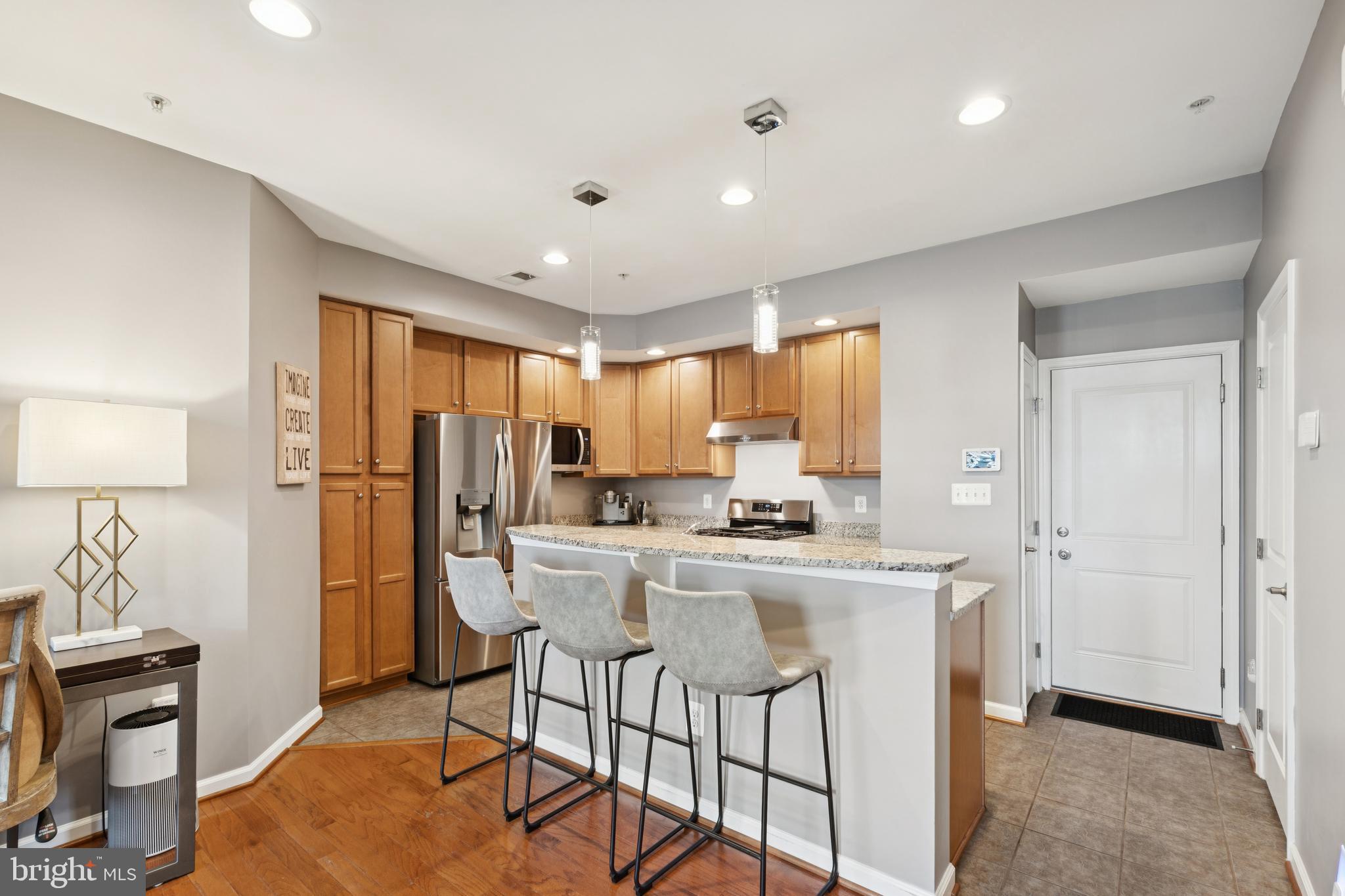 24682 HUTCHINSON FARM DRIVE